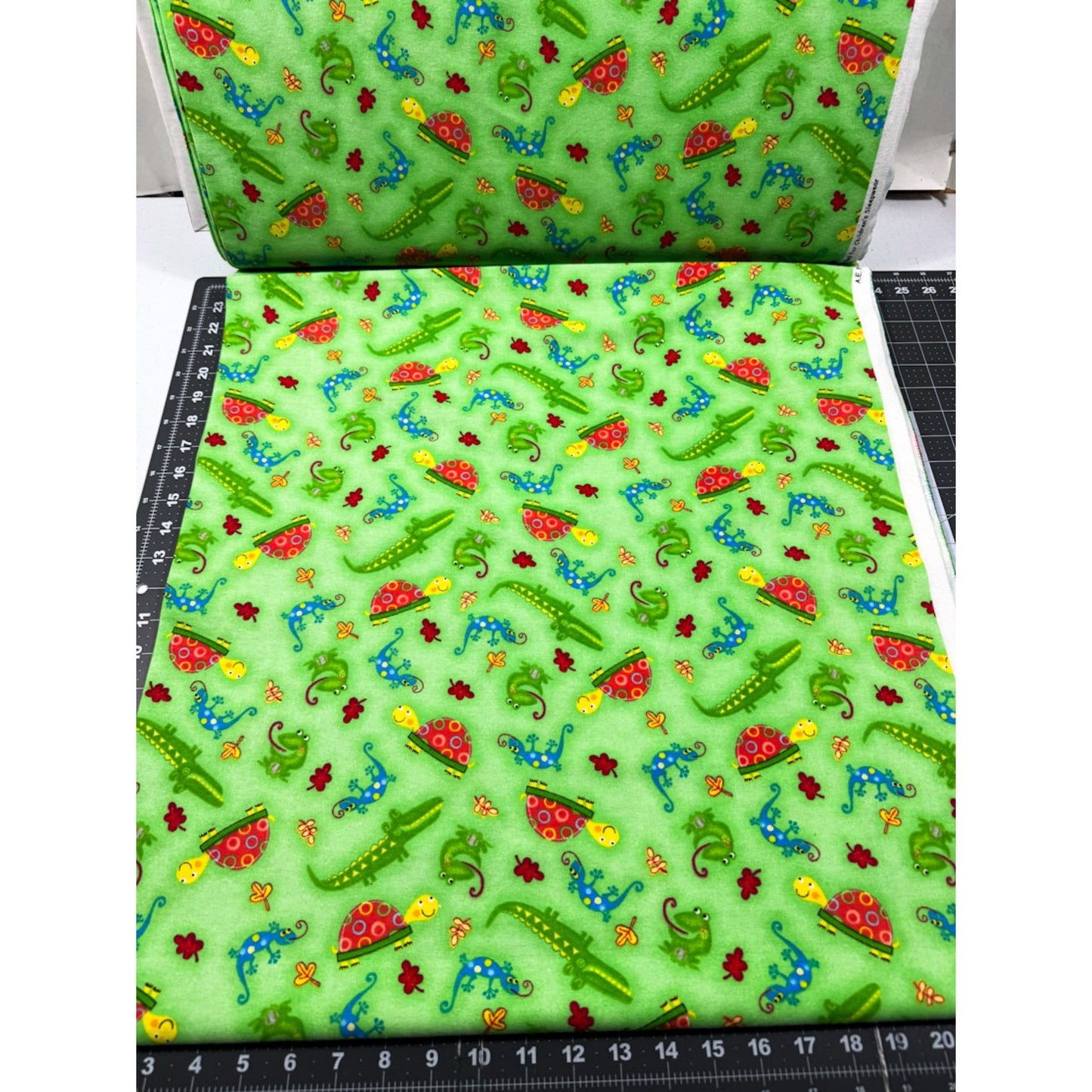 Green Reptile FLANNEL 1028 - 66 Frog Cotton Flannel - Mary Jo Fabrics