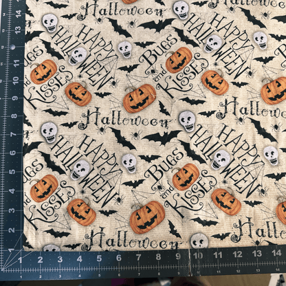 Halloween fabric 77311 Bugs and Kisses Skull Bat - Mary Jo Fabrics