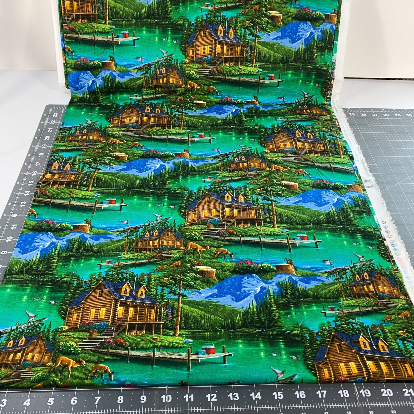 Harmony Cabin fabric AL - 5006 - 4C1 Mountain cabin landscape - Mary Jo Fabrics