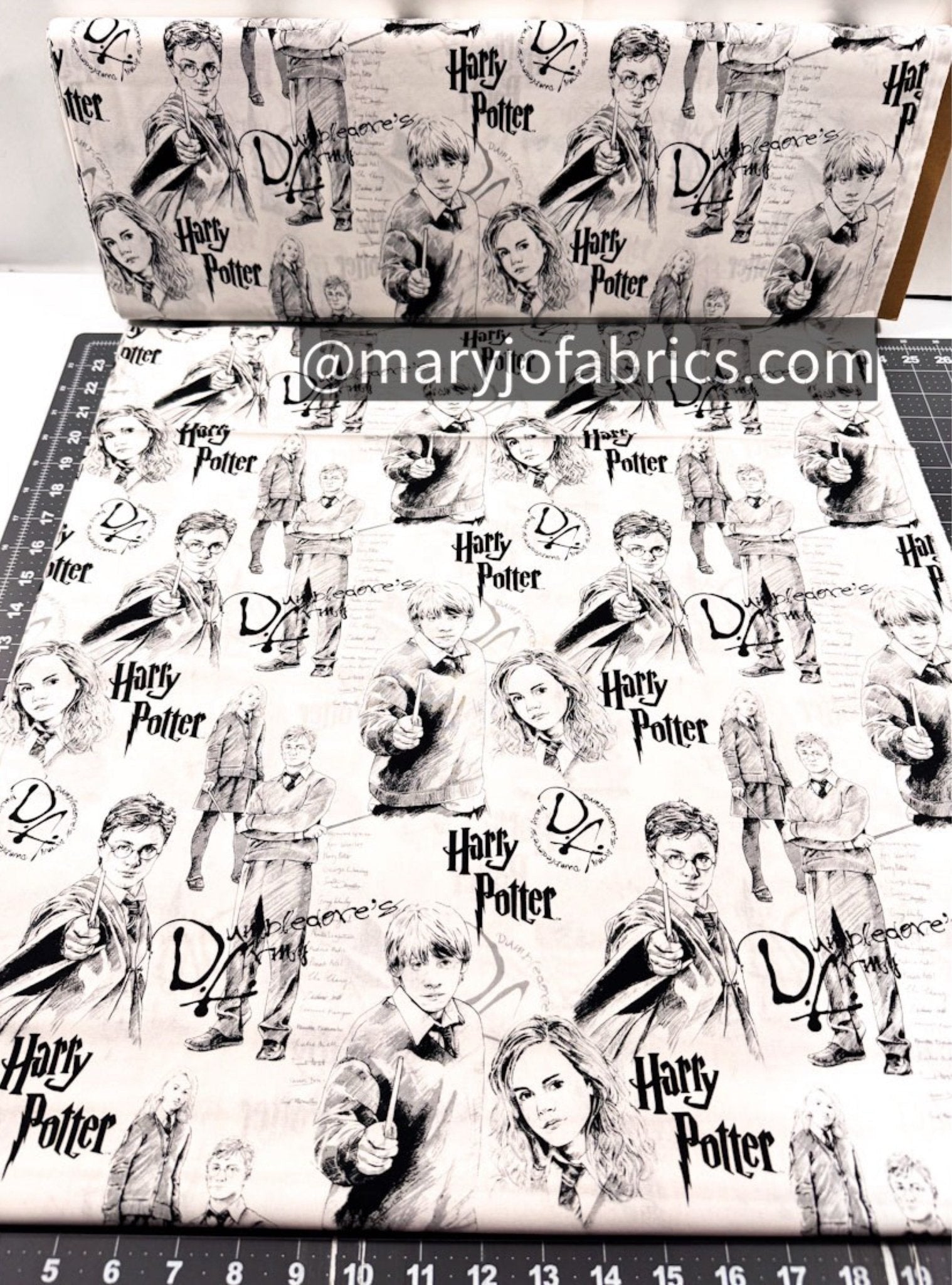Harry Potter Fabric 23800 Dumbledore Army - Mary Jo Fabrics