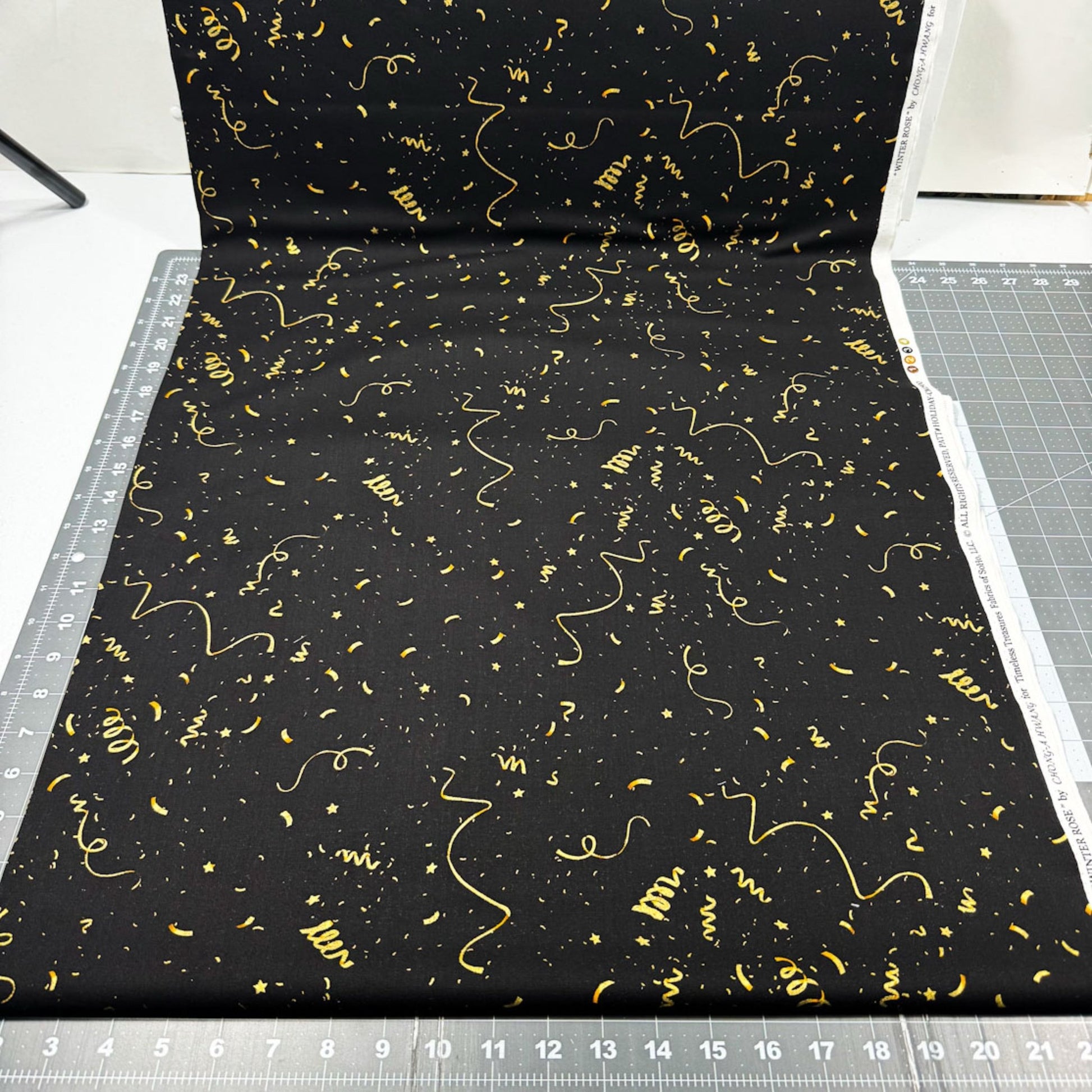 Mardi Gras Party Fabric CM2900 Black Gold Metallic - Mary Jo Fabrics