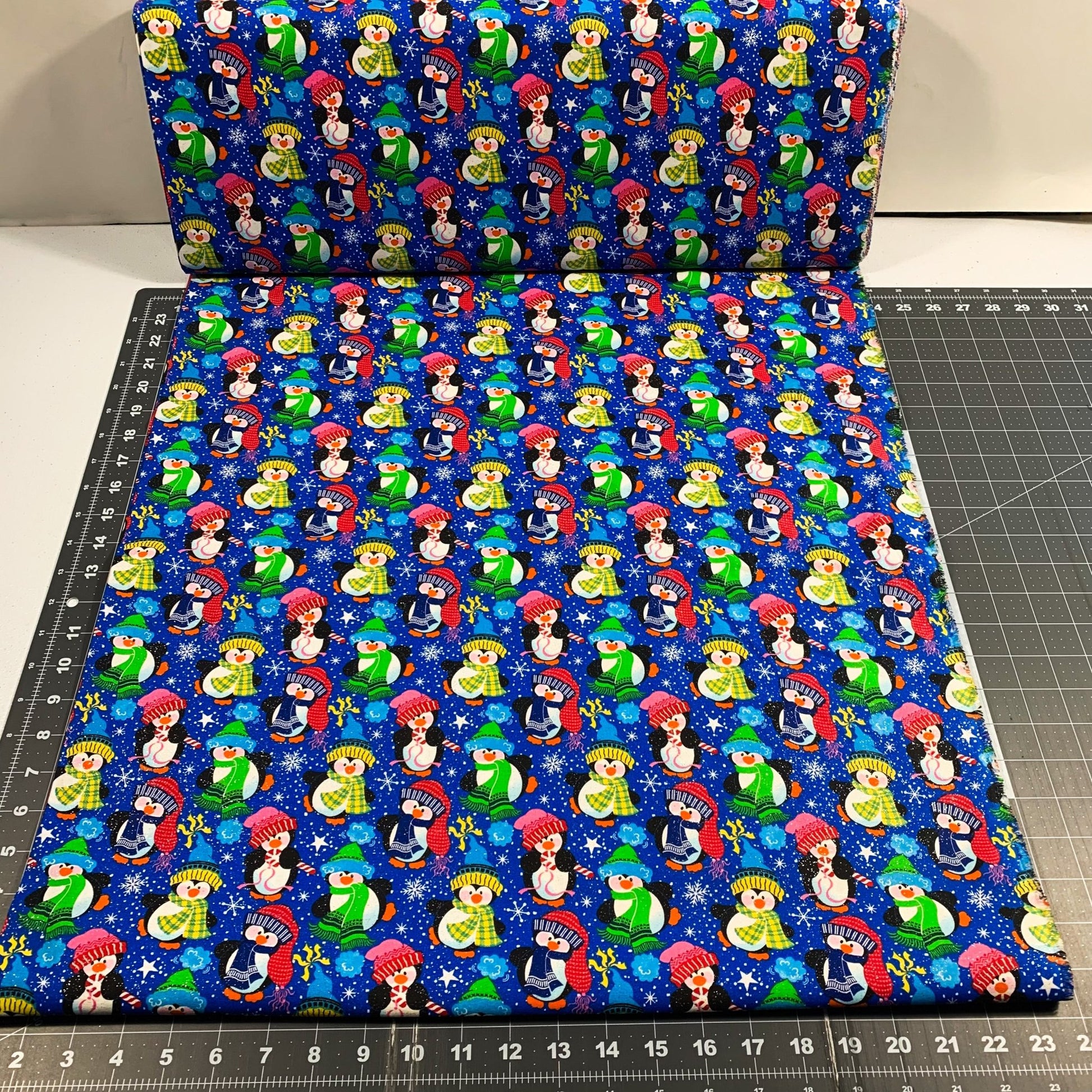 Holiday Penguin Fabric 17908 BS Penguins with Glitter Fabric - Mary Jo Fabrics