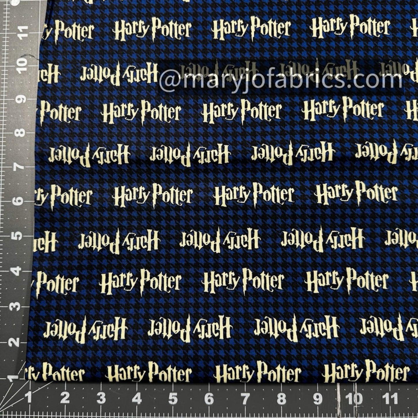 Houndstooth Harry Potter Fabric 23800214 Camelot - Mary Jo Fabrics