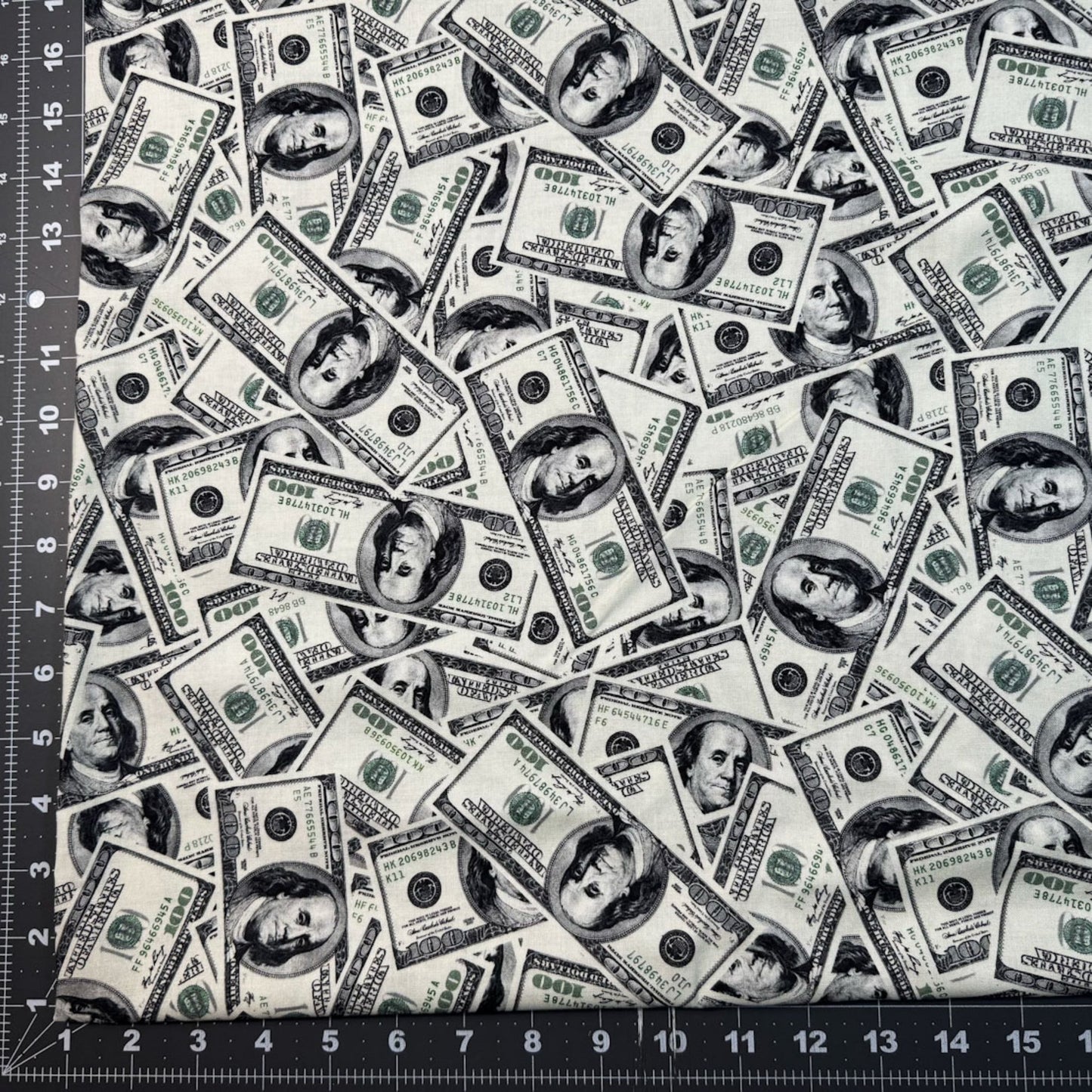 Hundred Dollar Bill Money Fabric C8537 Green - Mary Jo Fabrics