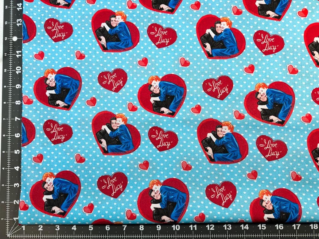 I Love Lucy fabric Lucy Ricky Heart Toss - Mary Jo Fabrics