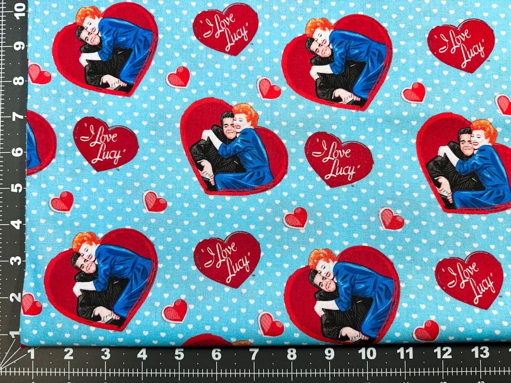 I Love Lucy fabric Lucy Ricky Heart Toss - Mary Jo Fabrics