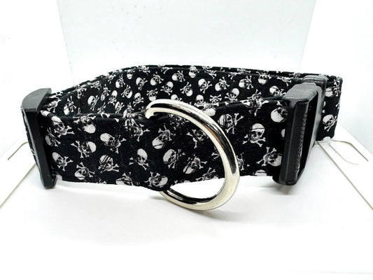 Jolly Roger Skull Adjustable Collar