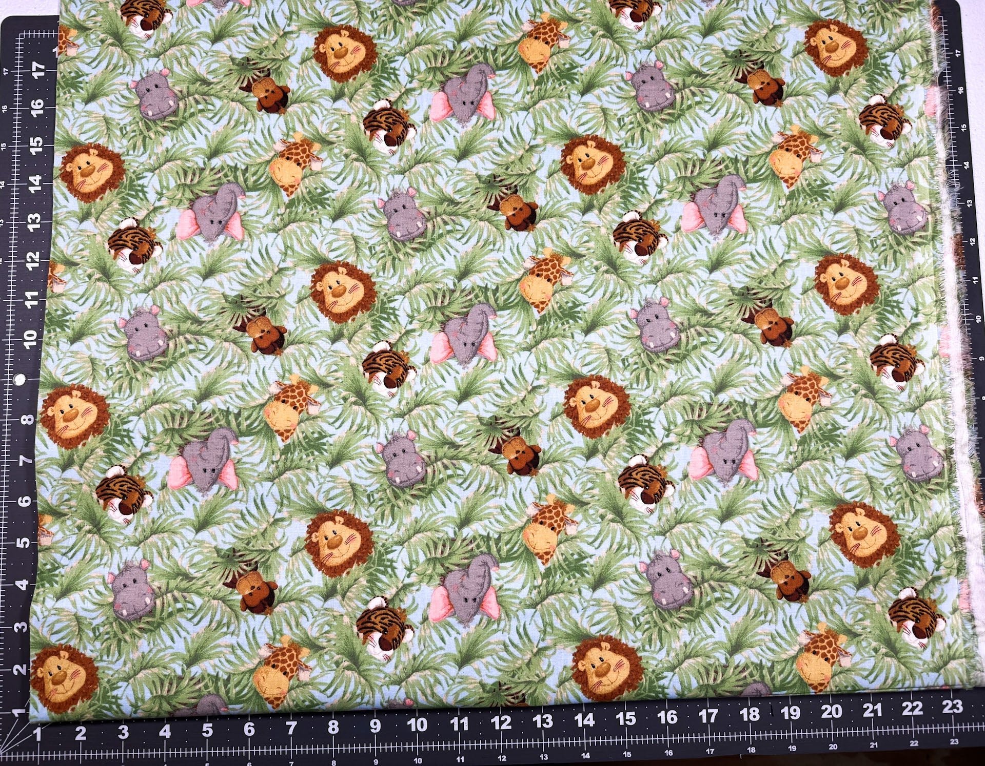 Jungle baby leaf fabric Baby tiger elephant lion - Mary Jo Fabrics