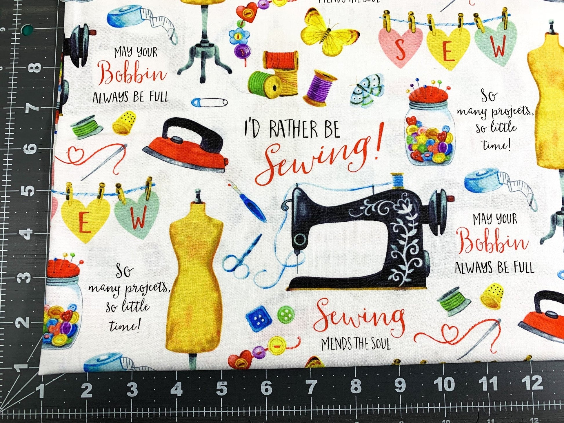 Just Sew Happy Sewing fabric 48687 I'D rather be sewing - Mary Jo Fabrics