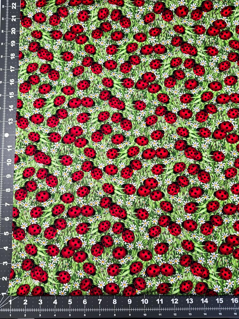ladybug fabric C1175 ladybugs and white daisies