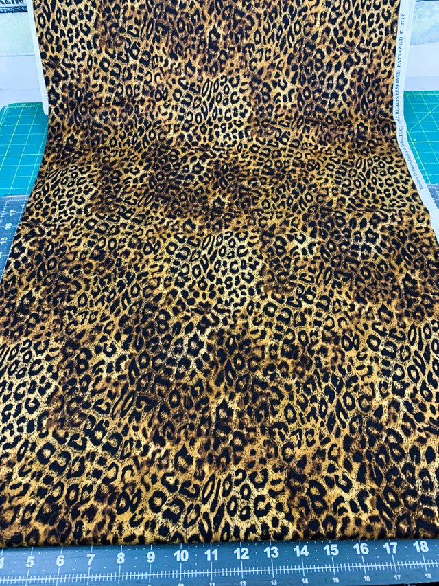 Leopard fabric C2717 Animal cotton fabric - Mary Jo Fabrics