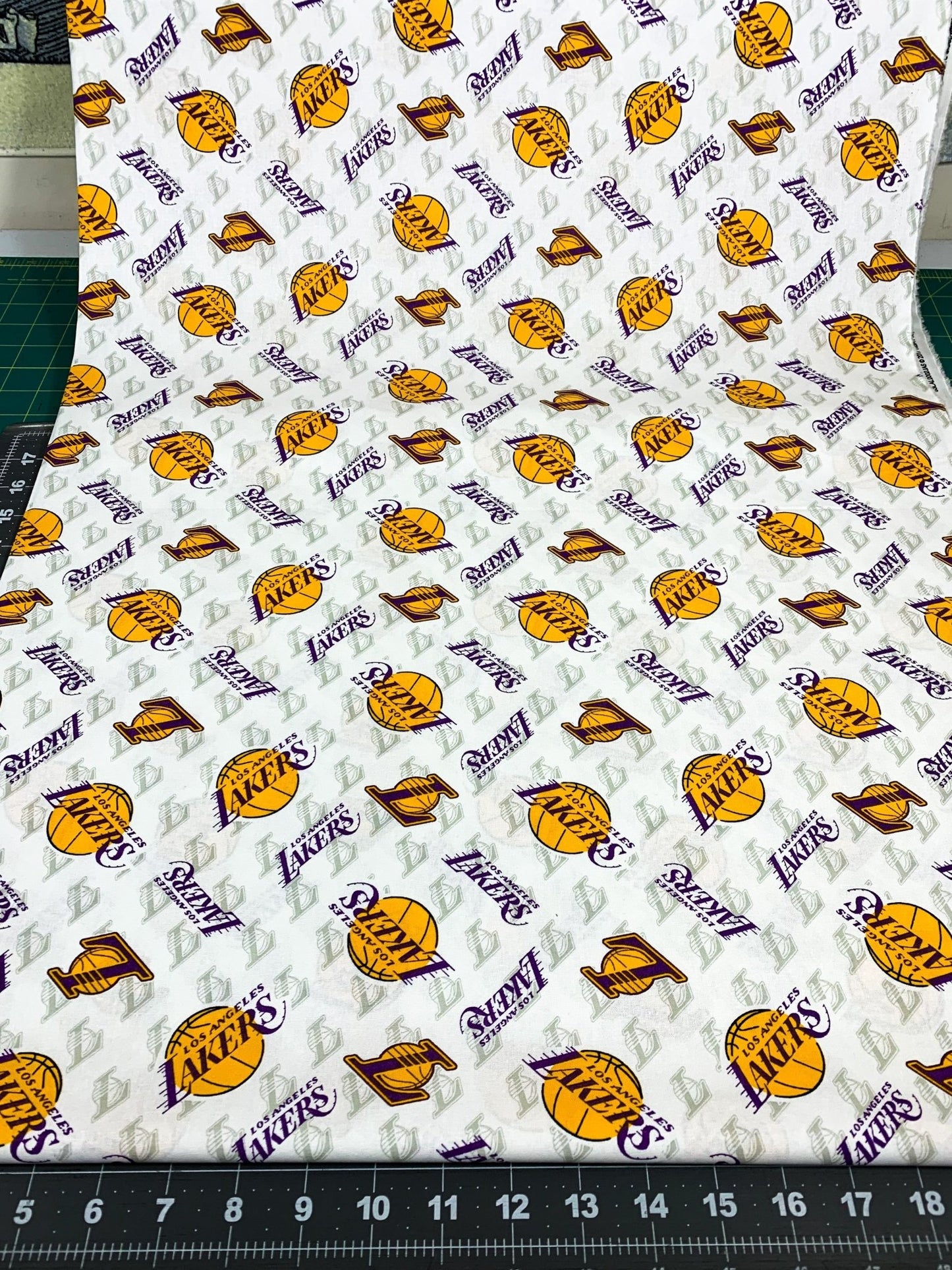 Los Angeles Lakers fabric 83LAL0 LA Lakers cotton fabric - Mary Jo Fabrics