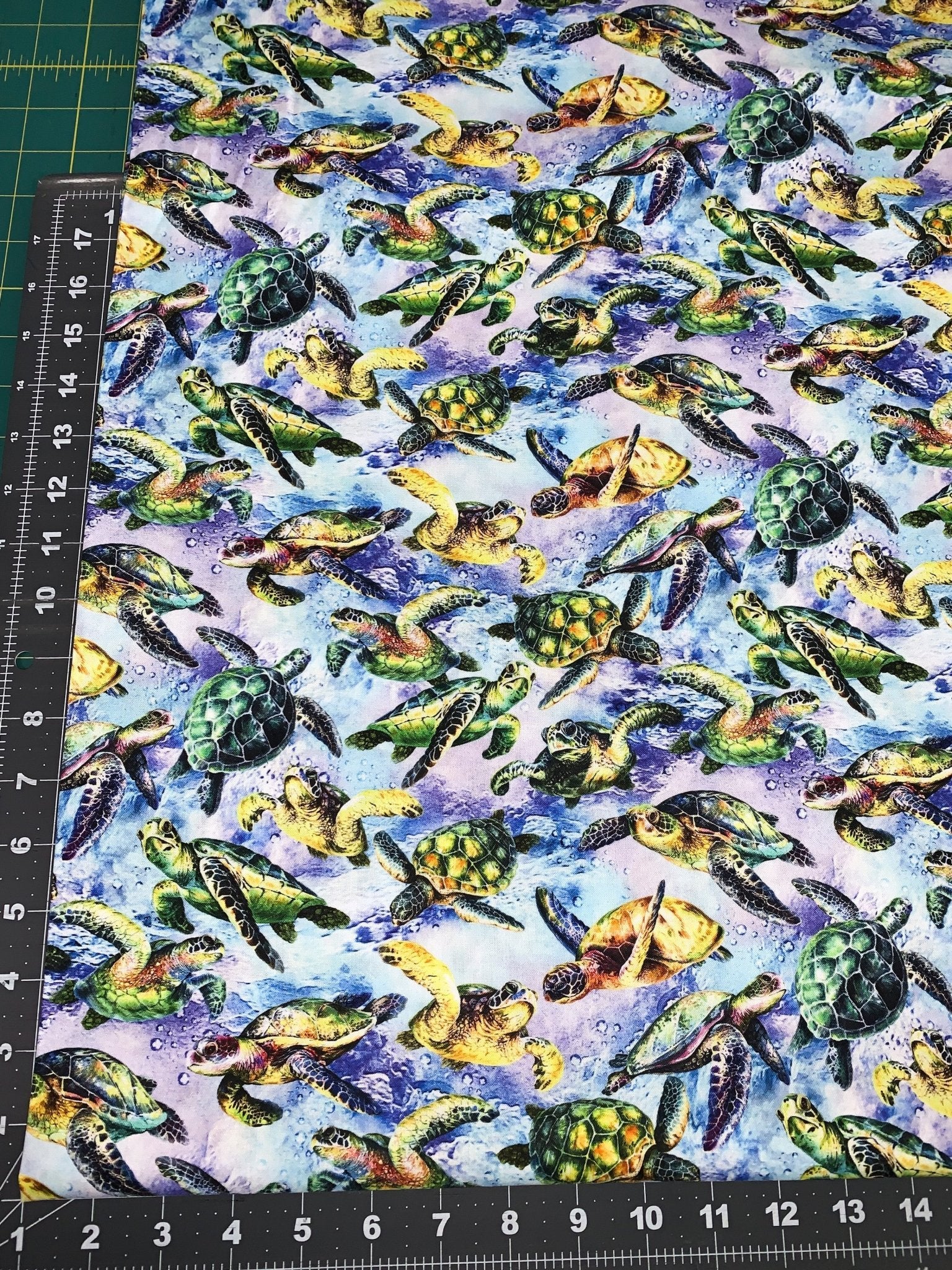 Lt Blue Sea Turtle fabric 59 - 3852 Sea cotton fabric - Mary Jo Fabrics