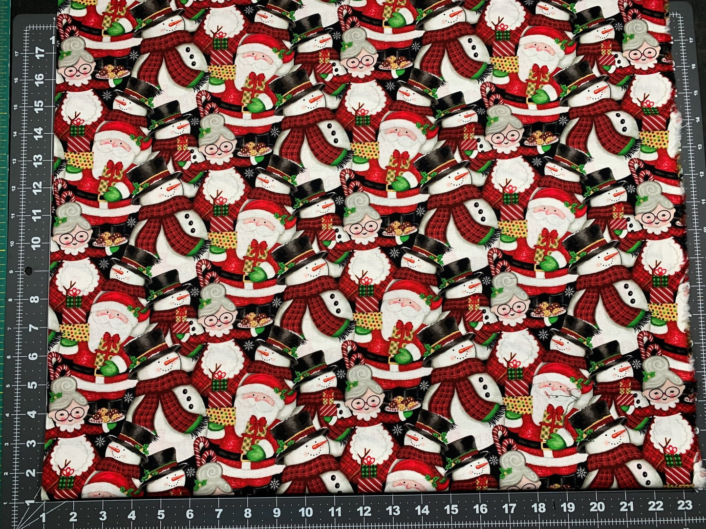 Merry Town Snowman Christmas fabric 6361 - 89 Santa - Mary Jo Fabrics