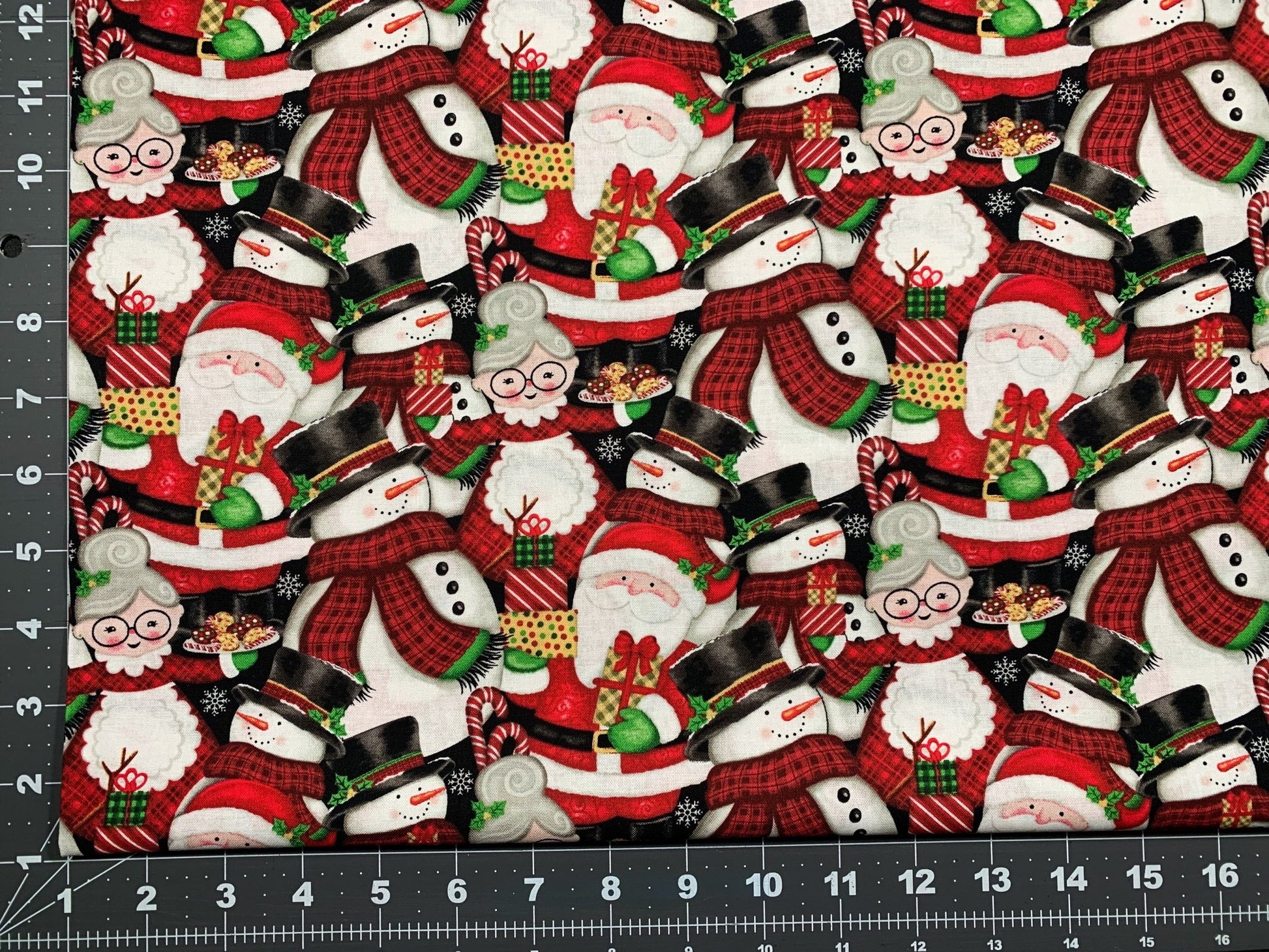 Merry Town Snowman Christmas fabric 6361 - 89 Santa - Mary Jo Fabrics