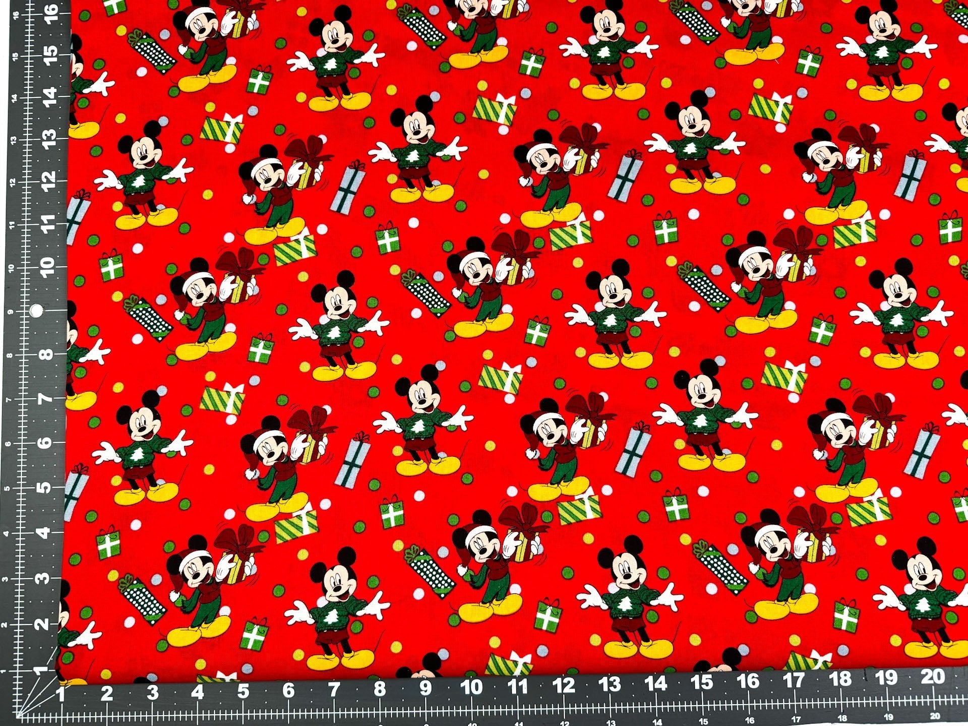 Mickey Mouse Christmas fabric - Mary Jo Fabrics