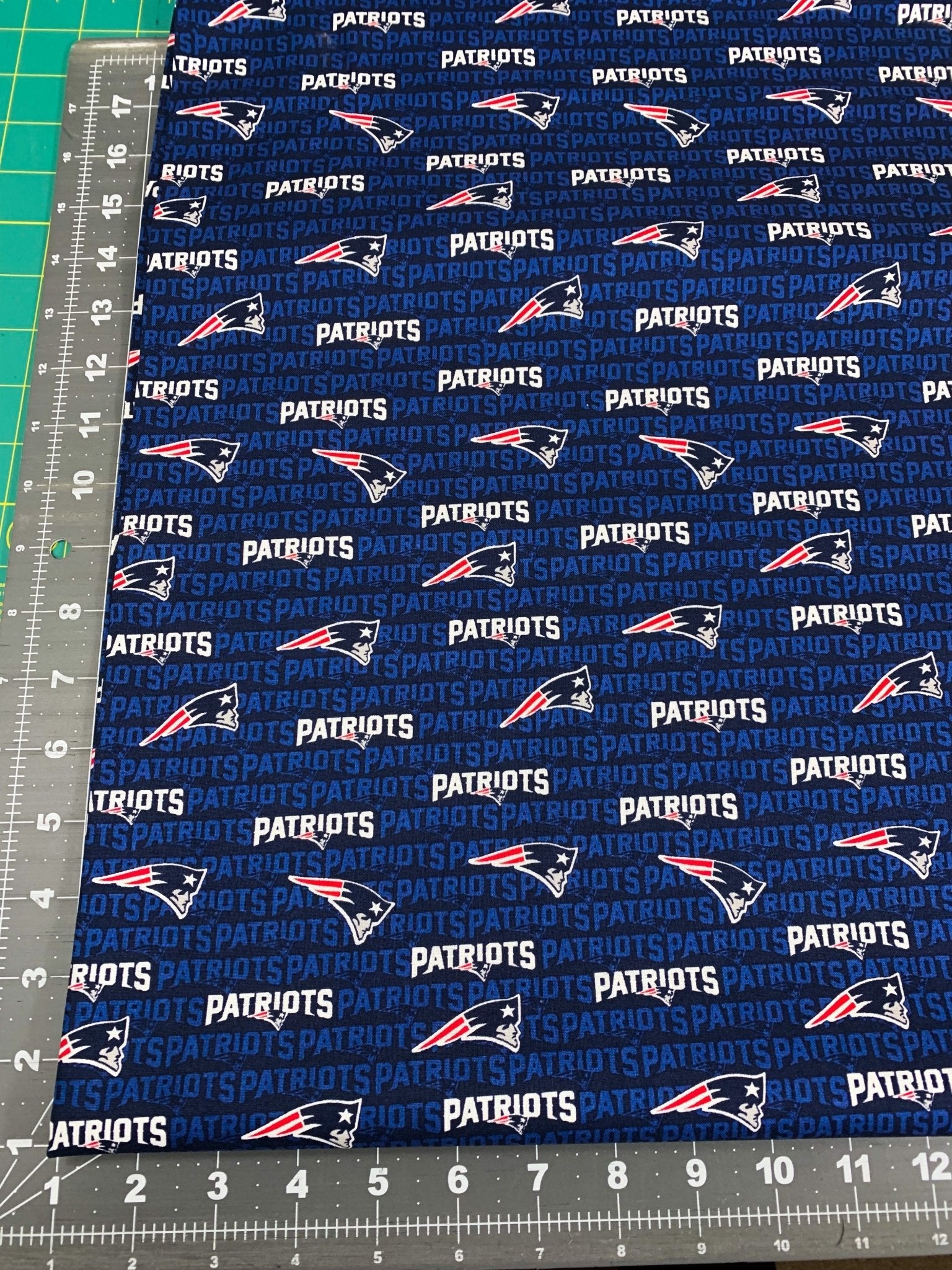 Mini New England Patriots fabric NFL fabric 14500 - D Mini Patriots fabric - Mary Jo Fabrics