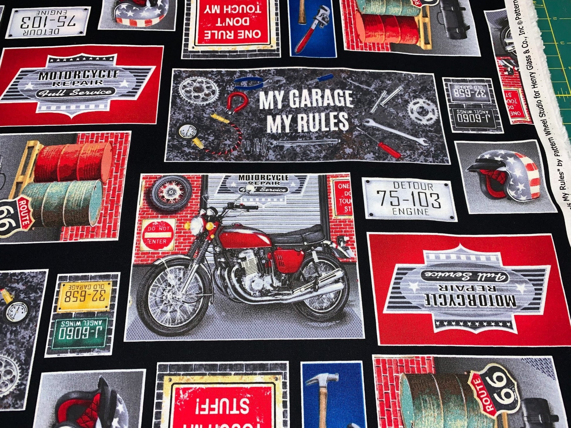 My Tools My Rules Motorcycle fabric 518 - 99 Patchwork - Mary Jo Fabrics