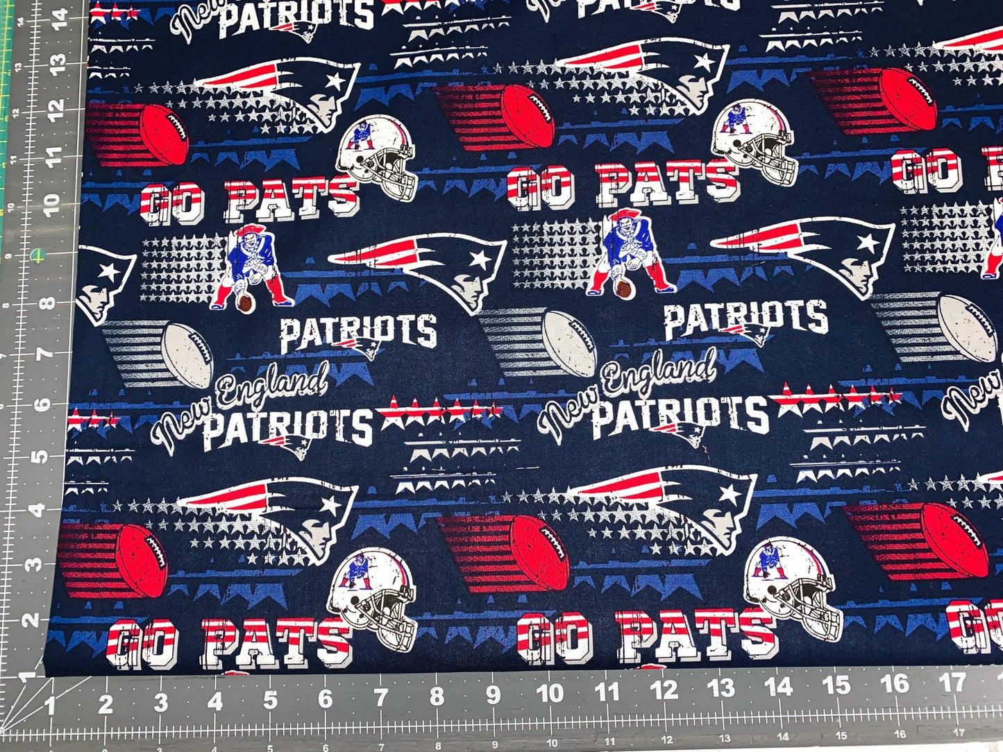 New England Patriots fabric NFL fabric 14447 - D Retro Patriot fabric - Mary Jo Fabrics