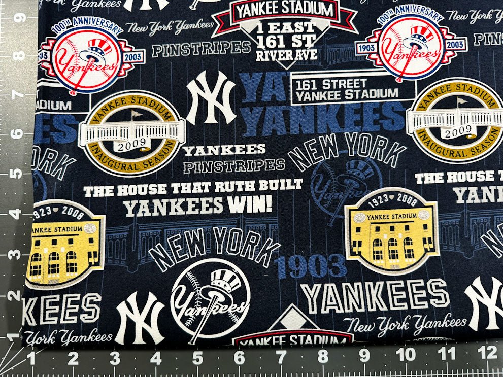 New York Yankees fabric 60252B MLB baseball cotton fabric - Mary Jo Fabrics