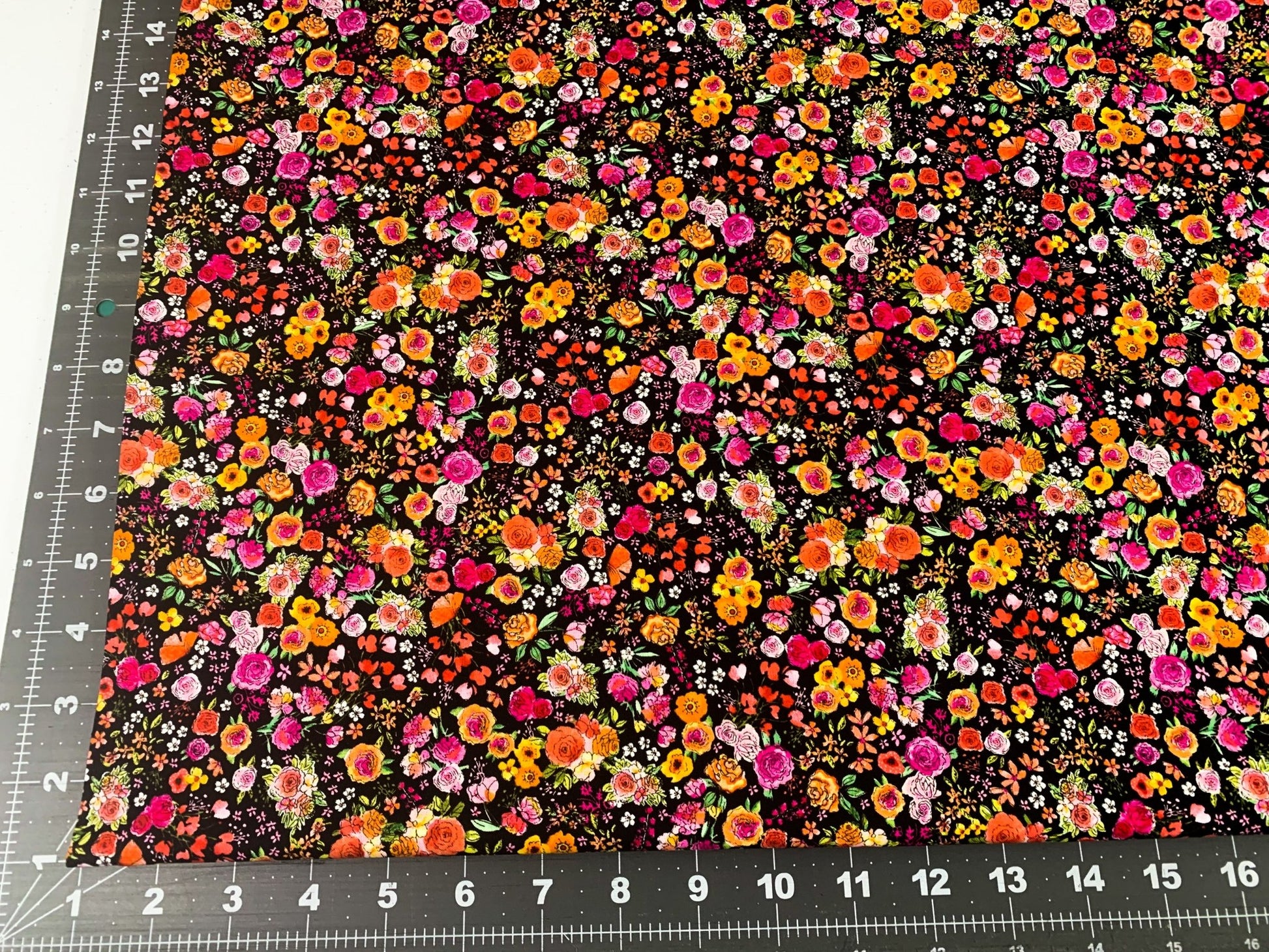 Orange and Pink flower fabric C8934 Gail floral fabric - Mary Jo Fabrics