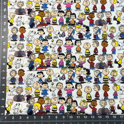 Peanuts Snoopy Fabric CP73288 Peanuts Gang - Mary Jo Fabrics