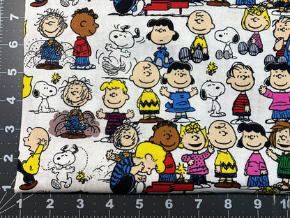 Peanuts Snoopy Fabric CP73288 Peanuts Gang - Mary Jo Fabrics
