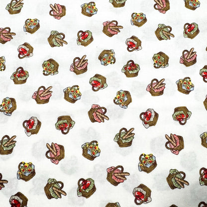 Picnic baskets and Apples Cotton Fabric 50300 Cream - Mary Jo Fabrics