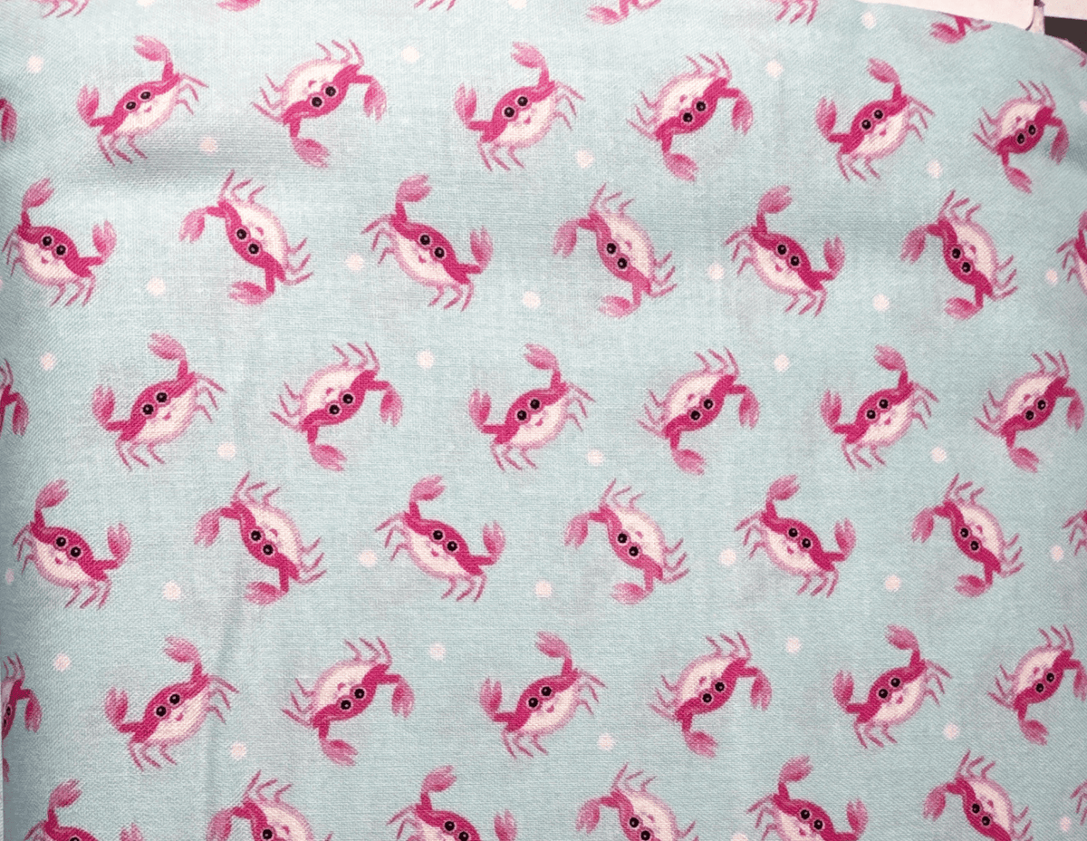 Pink Crab Fabric Blue Sea - Mary Jo Fabrics