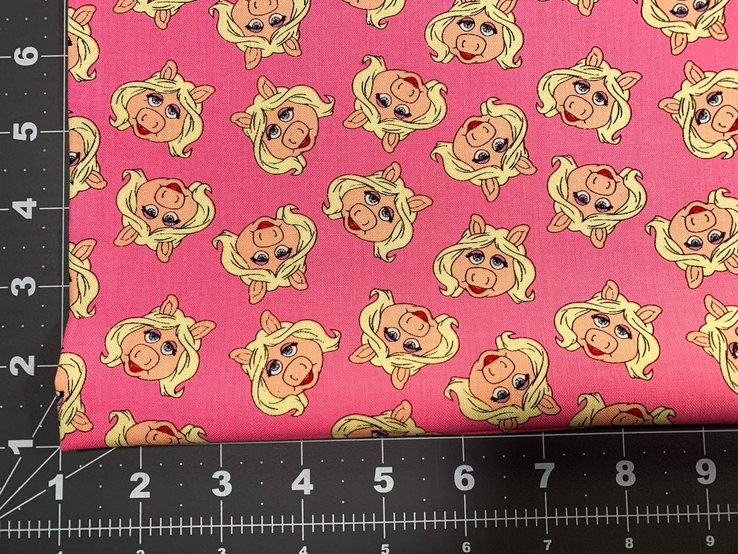 Pink Miss Piggy fabric Muppets cotton fabric - Mary Jo Fabrics