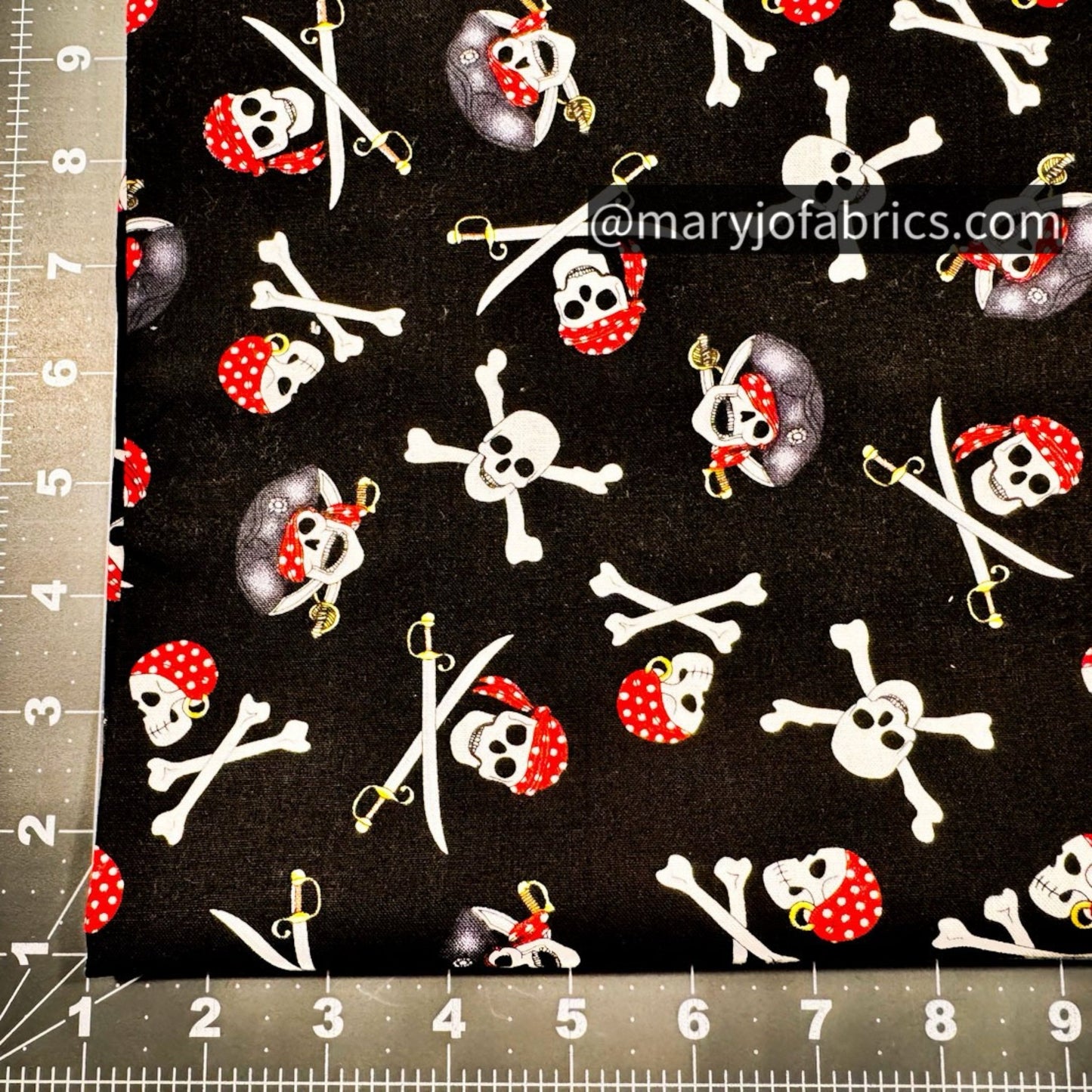 Pirate Skulls Fabric 0942 Ay Captain - Mary Jo Fabrics