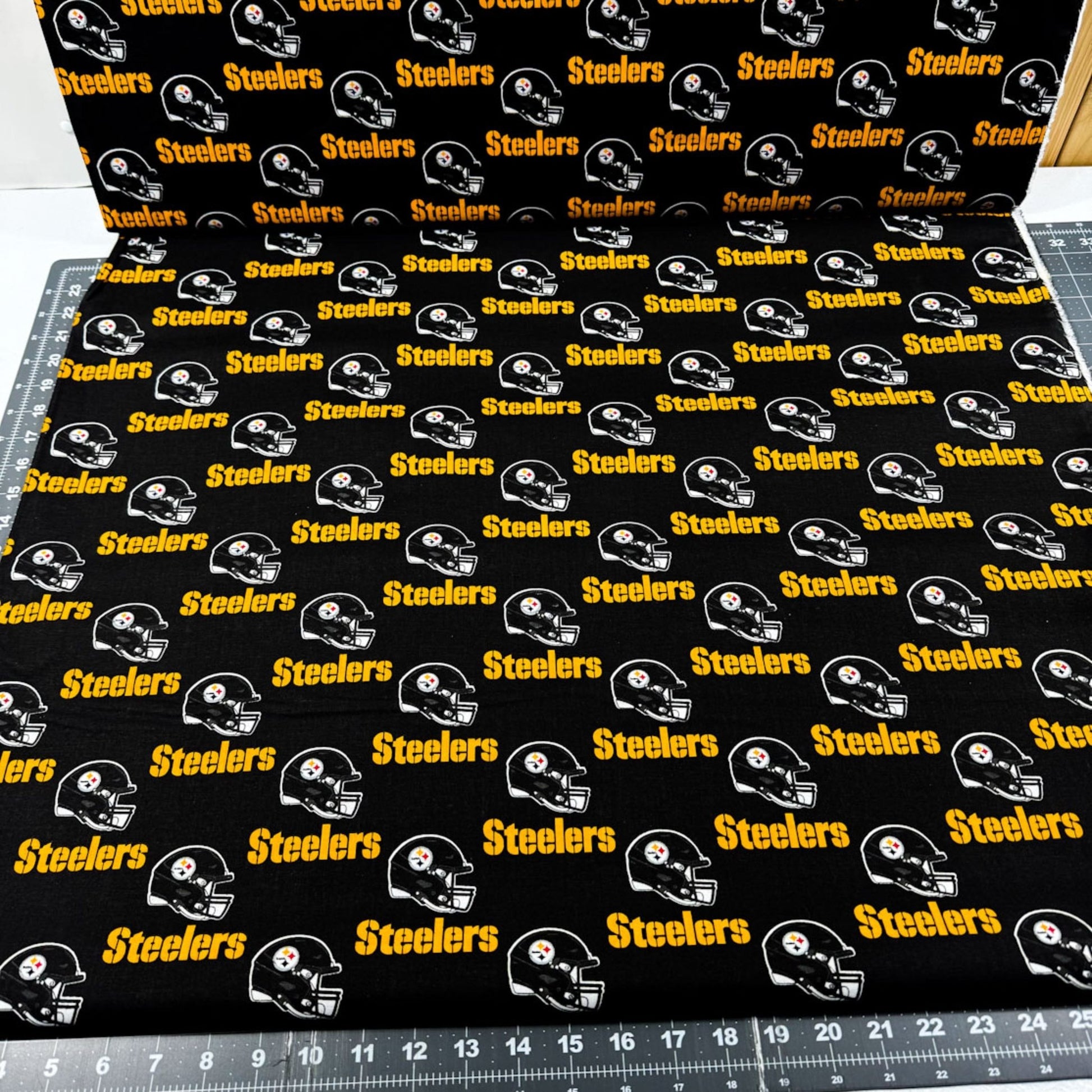 Pittsburgh Steelers cotton fabric Original Steelers print - Mary Jo Fabrics