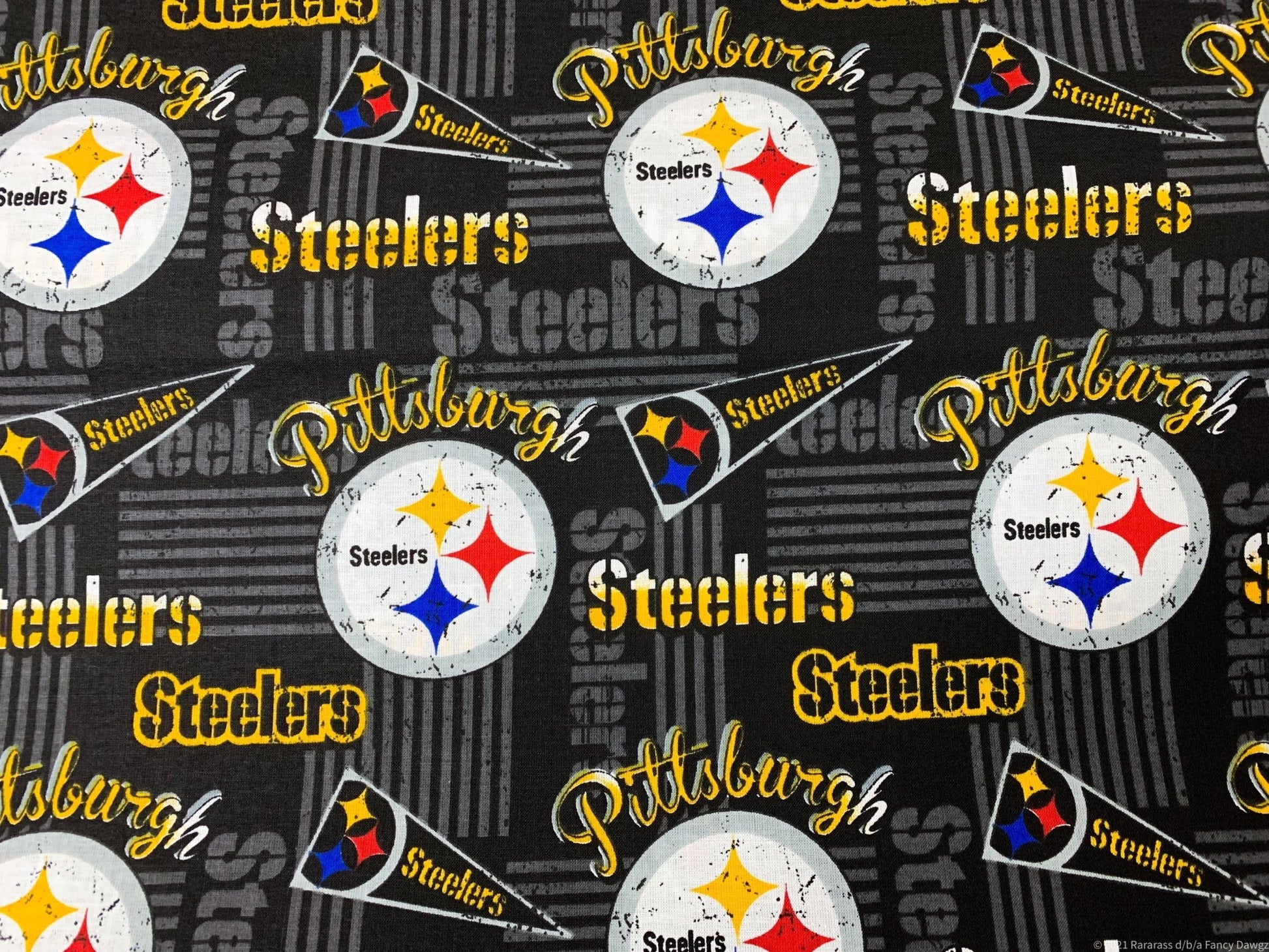 Pittsburgh Steelers fabric 14450 Pennant Steeler NFL fabric - Mary Jo Fabrics