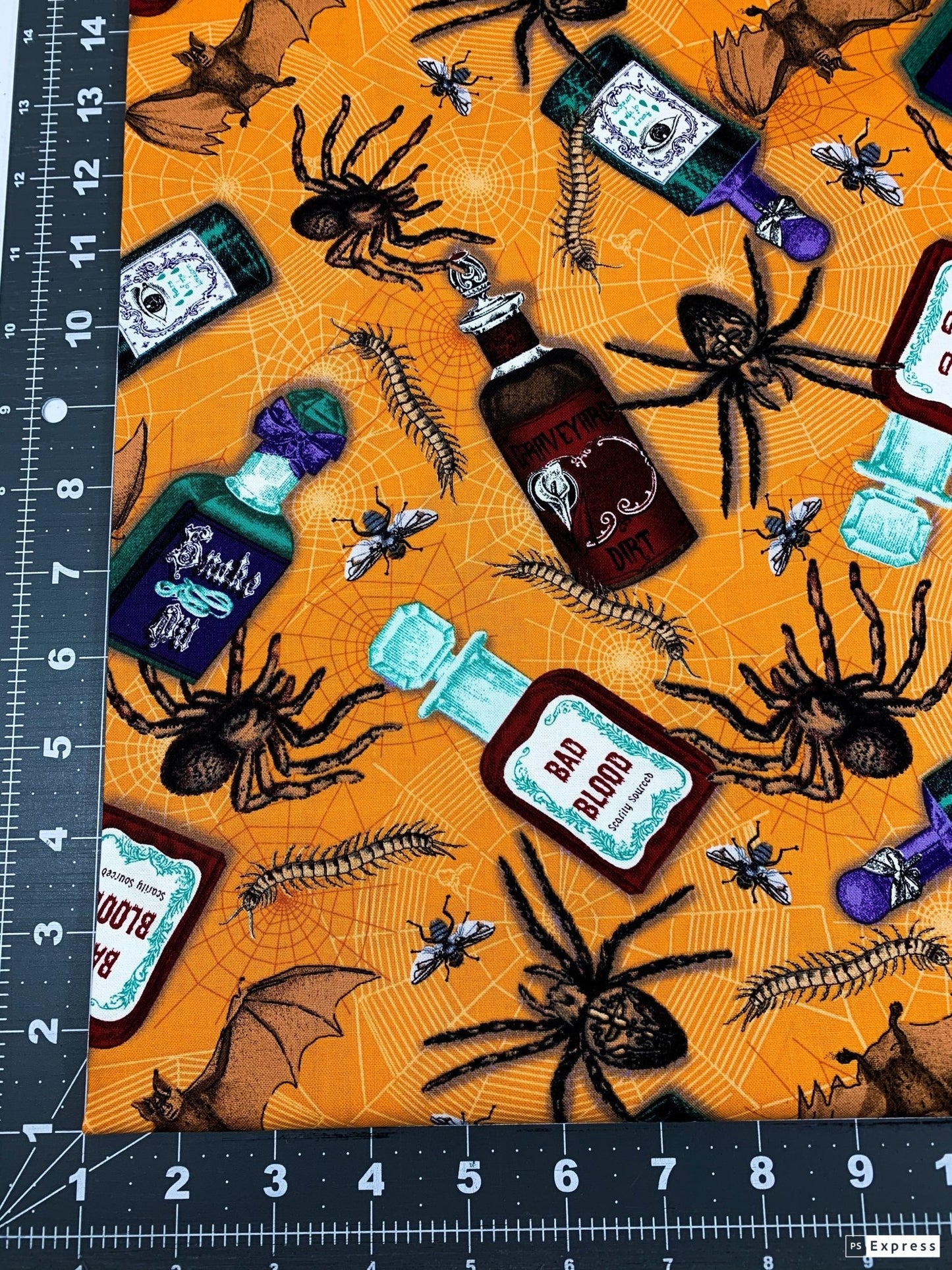 Poison and spider fabric C7813 Halloween fabric - Mary Jo Fabrics