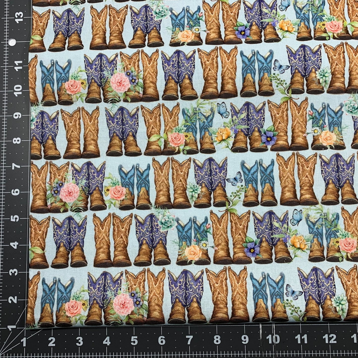 Pretty Cowboy Boot Fabric 81427 Cowgirl Fabric - Mary Jo Fabrics