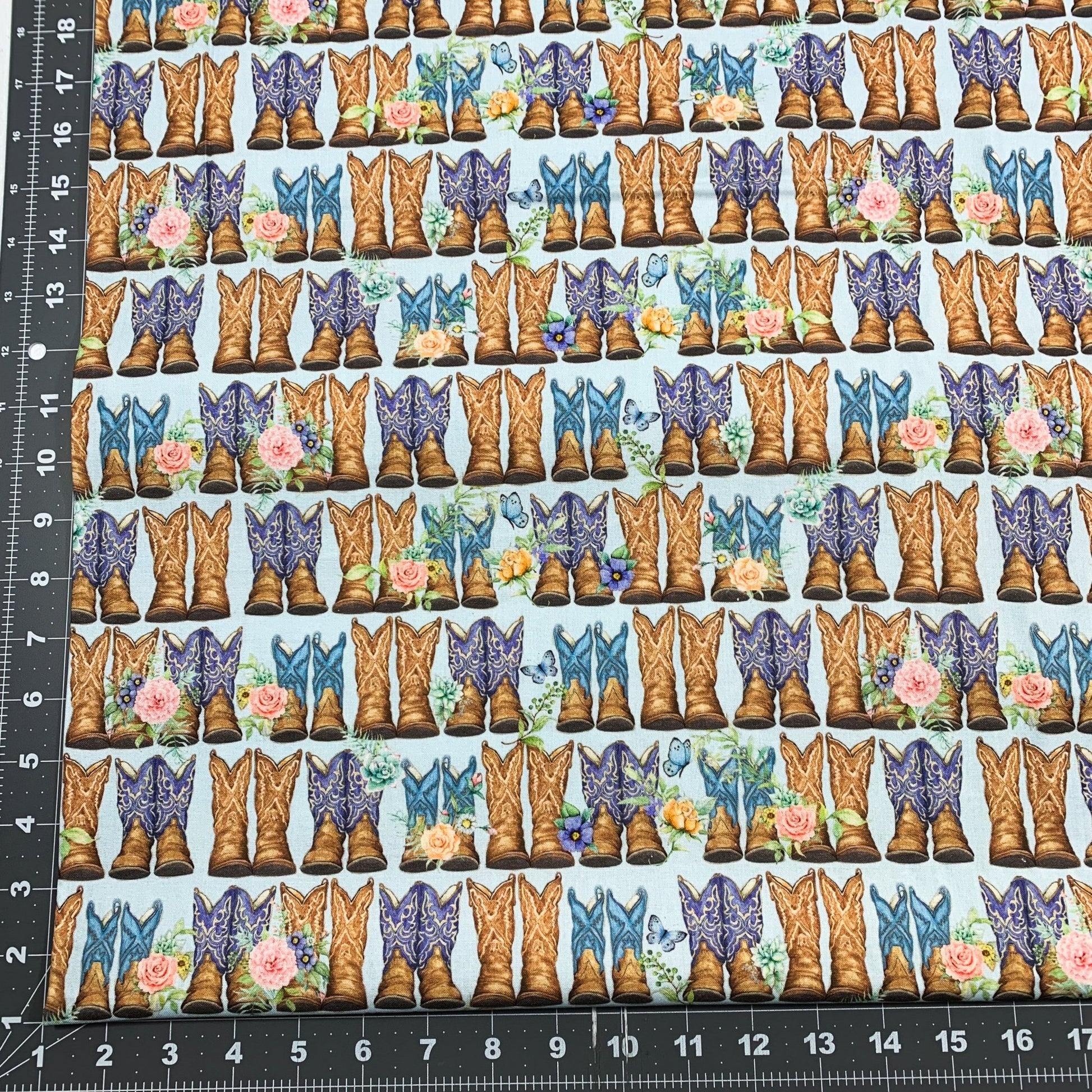 Pretty Cowboy Boot Fabric 81427 Cowgirl Fabric - Mary Jo Fabrics