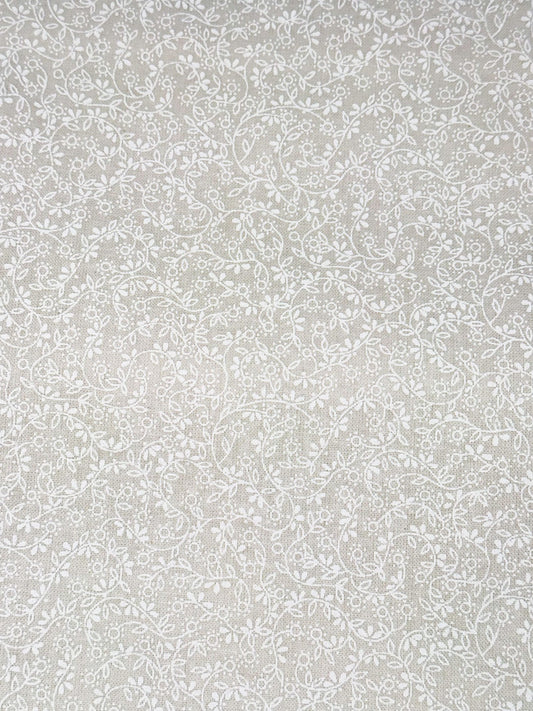 Quilt Blenders White on Natural Dusty Floral fabric - Mary Jo Fabrics