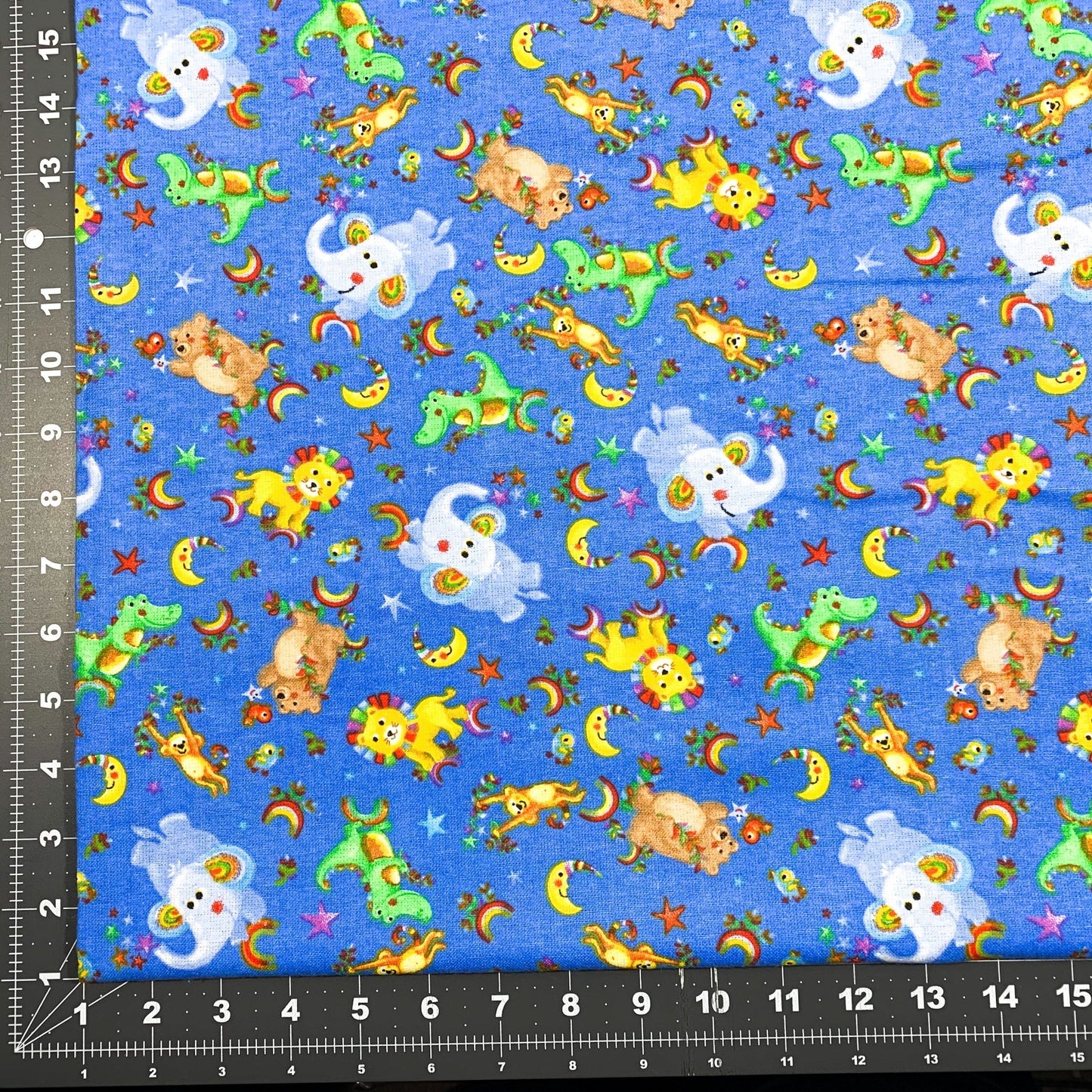 Rainbow Animal FLANNEL Fabric 44 - 7941 Lion Alligator - Mary Jo Fabrics