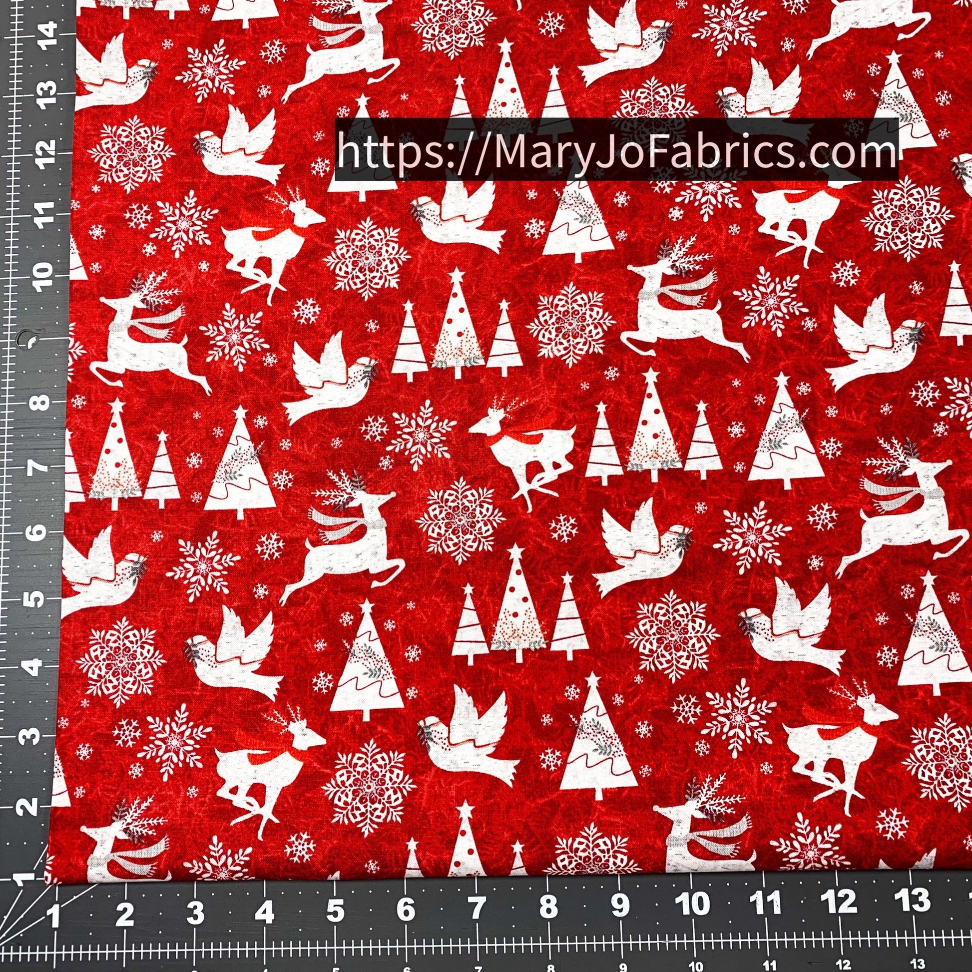 Red Blizzard Fun Fabric 2052 - 88 Red Winter - Mary Jo Fabrics