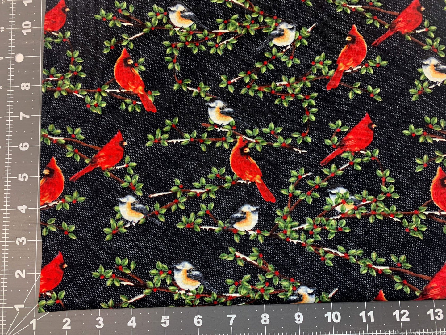 Red Cardinal bird fabric 2712 cardinals fabric - Mary Jo Fabrics