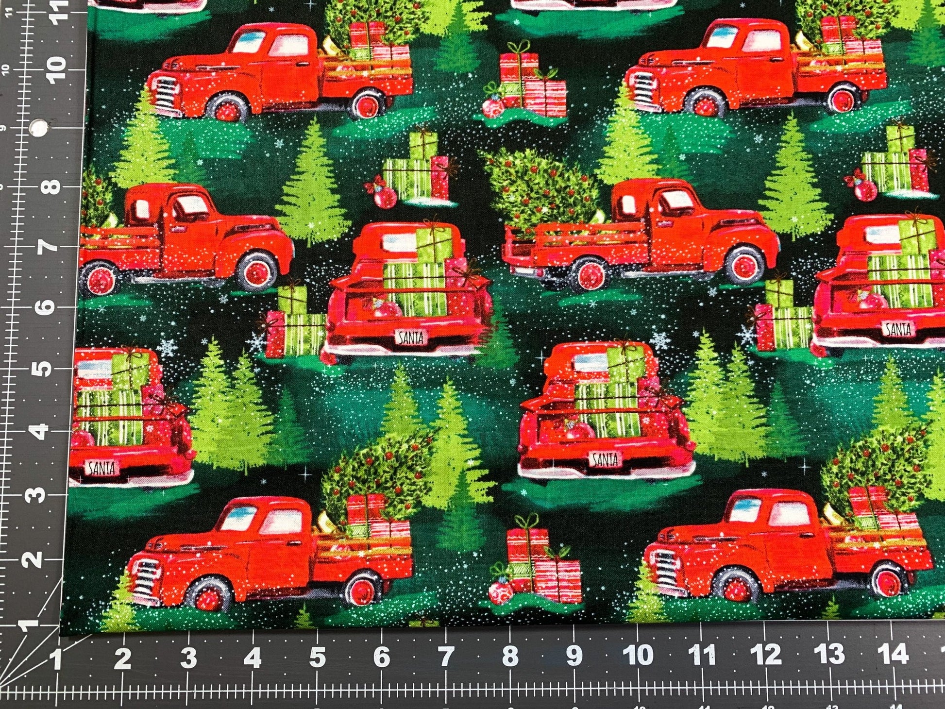 Red Holiday Trucks 3071 Christmas red trucks - Mary Jo Fabrics