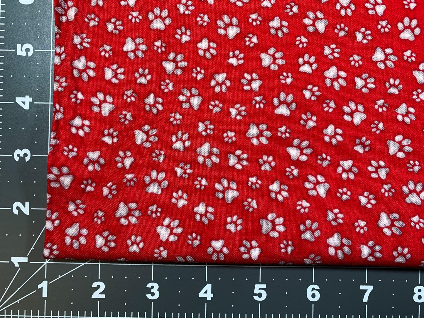 Red Paw fabric 181 Adorable Pet Paws - Mary Jo Fabrics