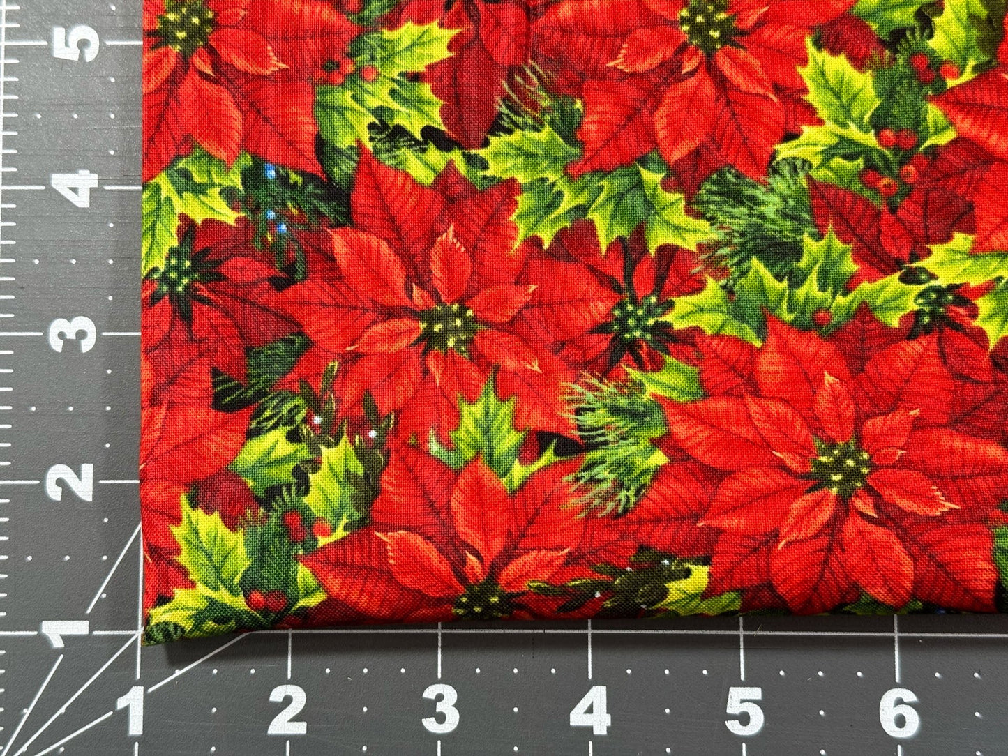 Red Poinsettias 30001 floral Merry Christmas fabric - Mary Jo Fabrics