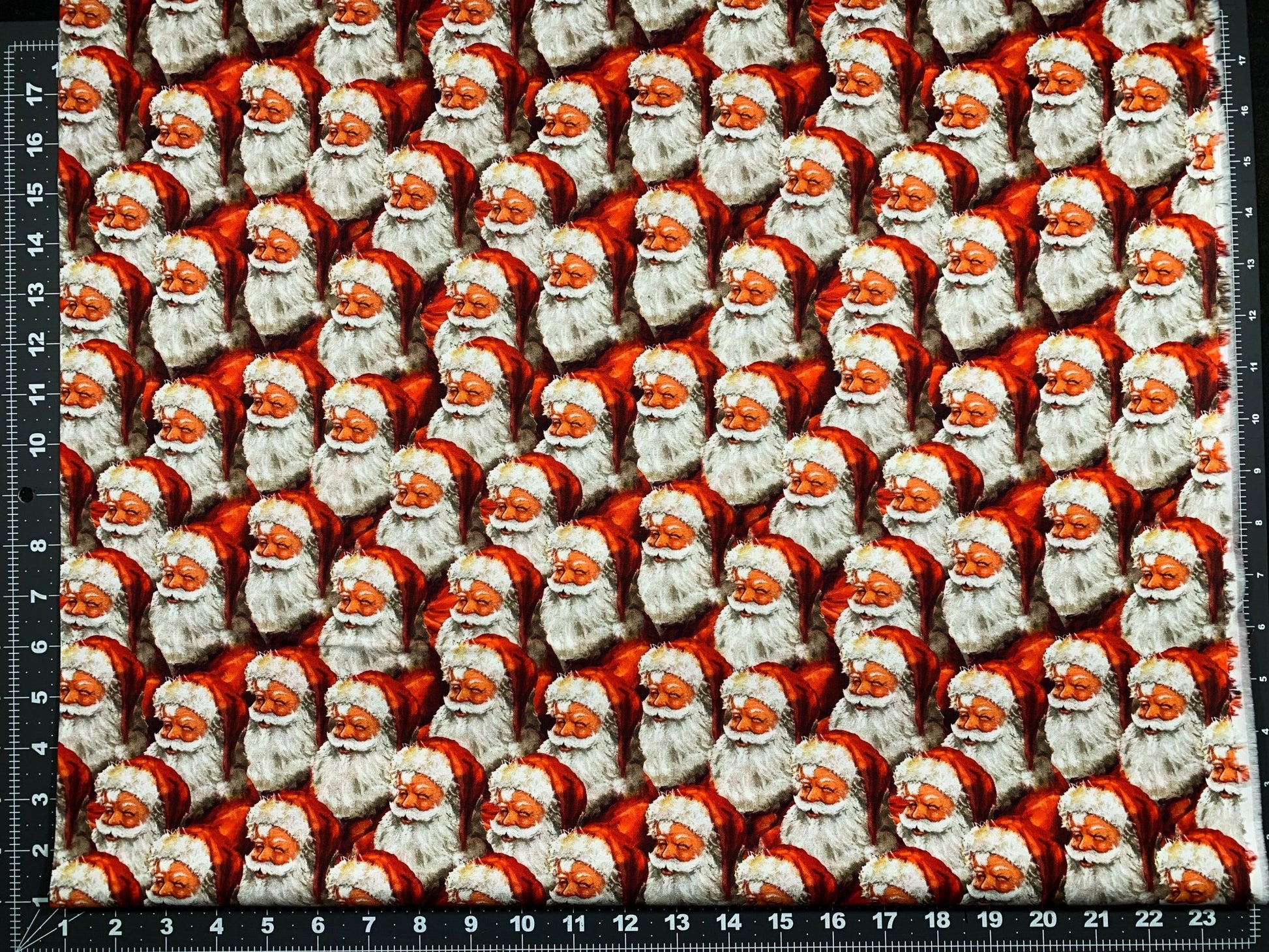 Red Smiling Santa fabric 20873 Christmas fabric - Mary Jo Fabrics