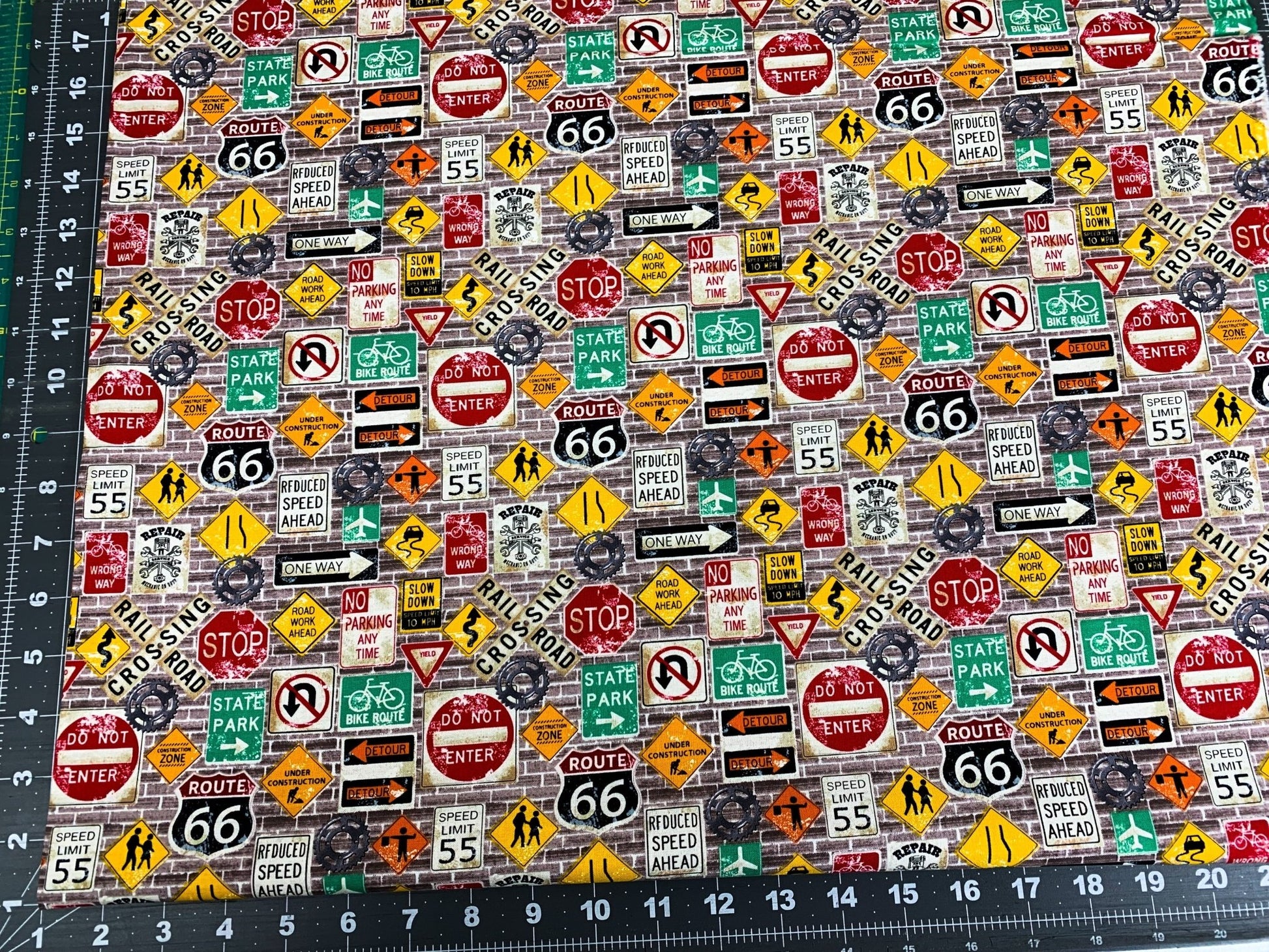 Route 66 Road sign cotton fabric 512 - 30 fabric - Mary Jo Fabrics