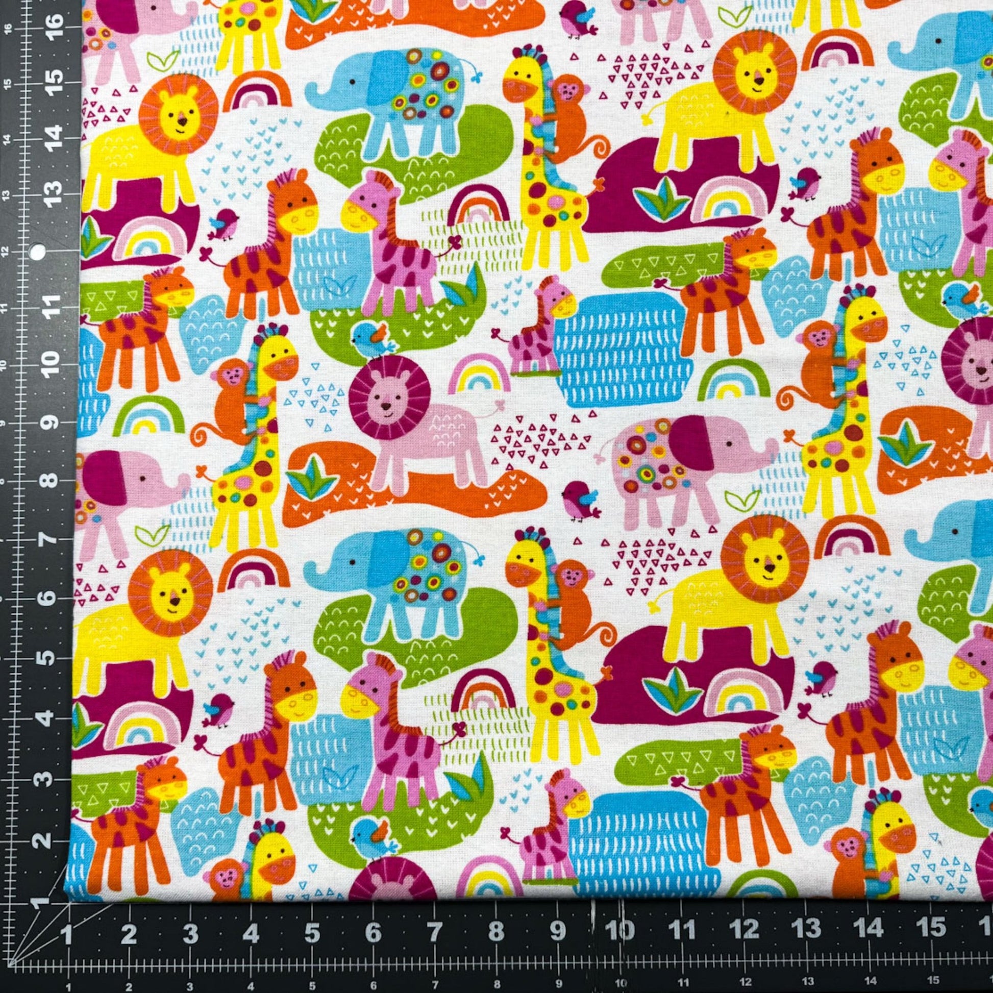 Safari Animal FLANNEL 44 - 8001 Fun Flannels - Mary Jo Fabrics