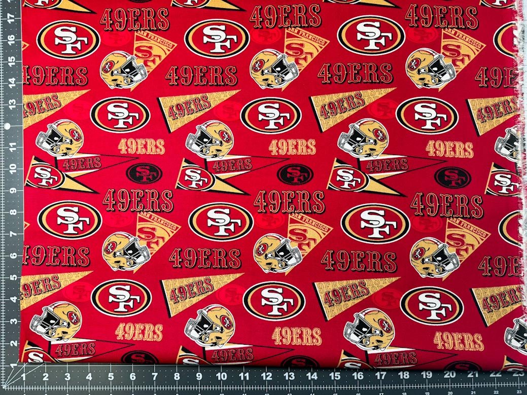 San Francisco 49ers fabric 70450D Pennant San Francisco cotton fabric - Mary Jo Fabrics