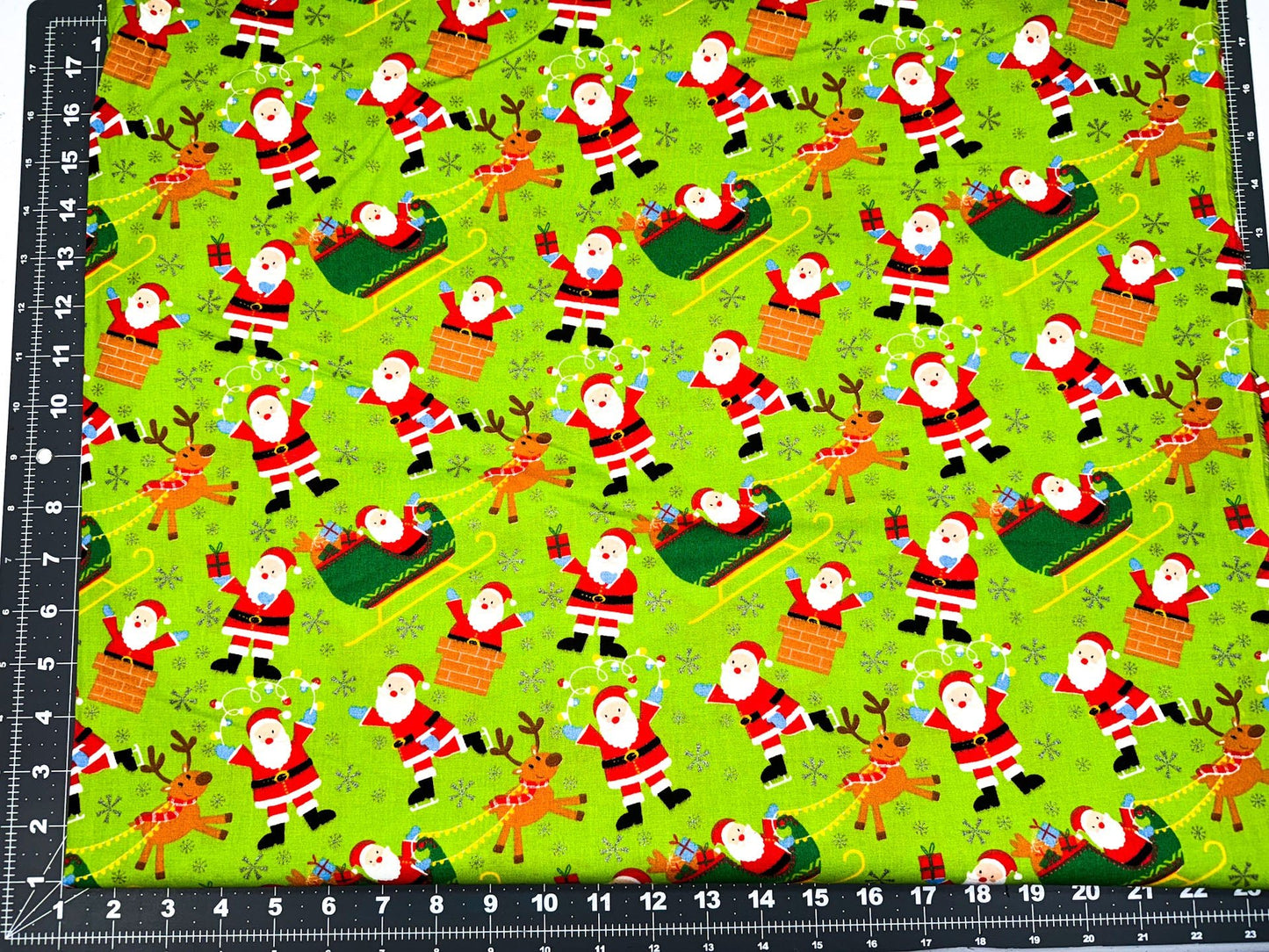 Santa Claus Reindeer fabric 49679 Christmas fabric - Mary Jo Fabrics