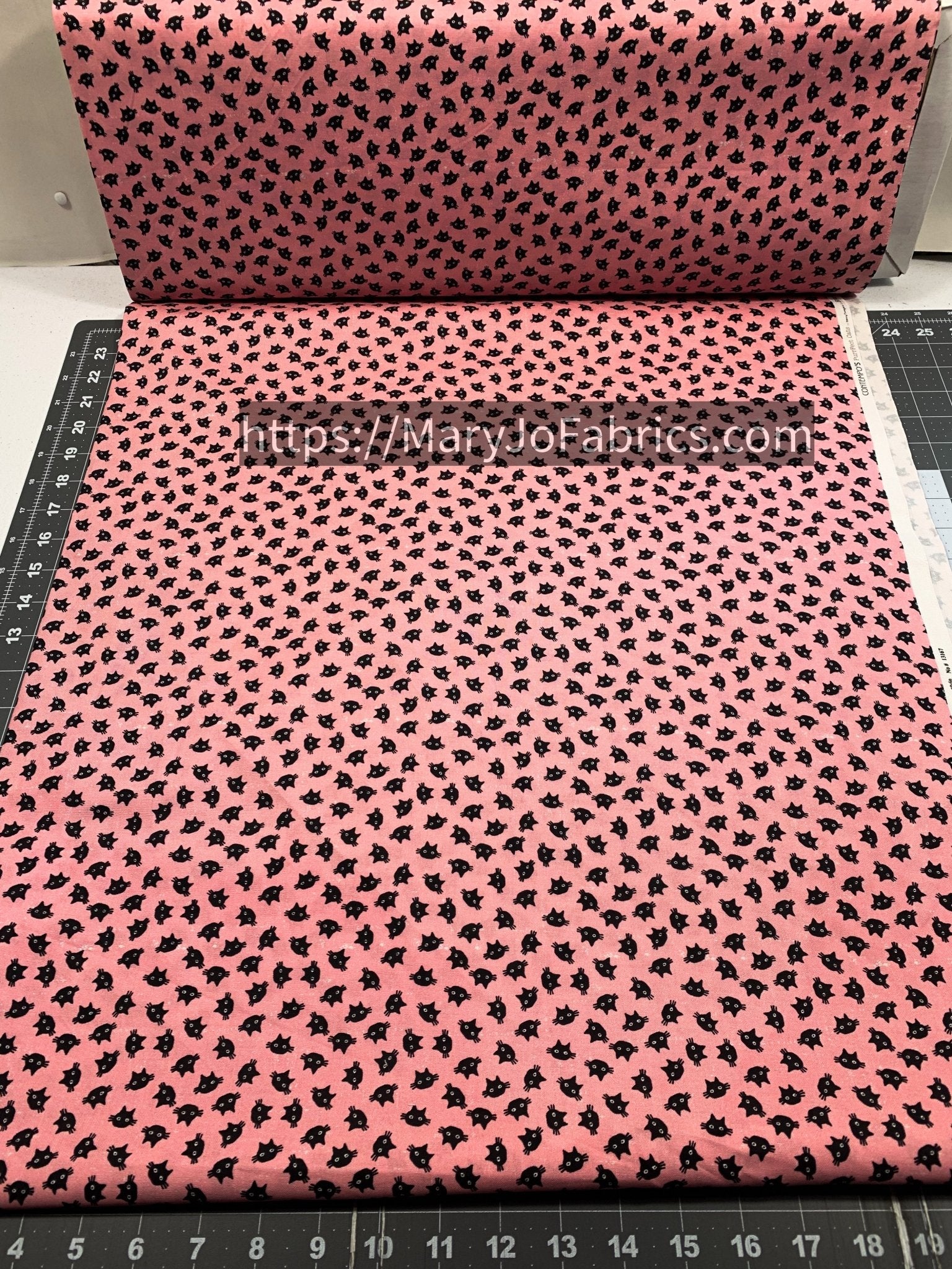 Small Black Cat Cotton Fabric 13167 Cat Face Pink - Mary Jo Fabrics