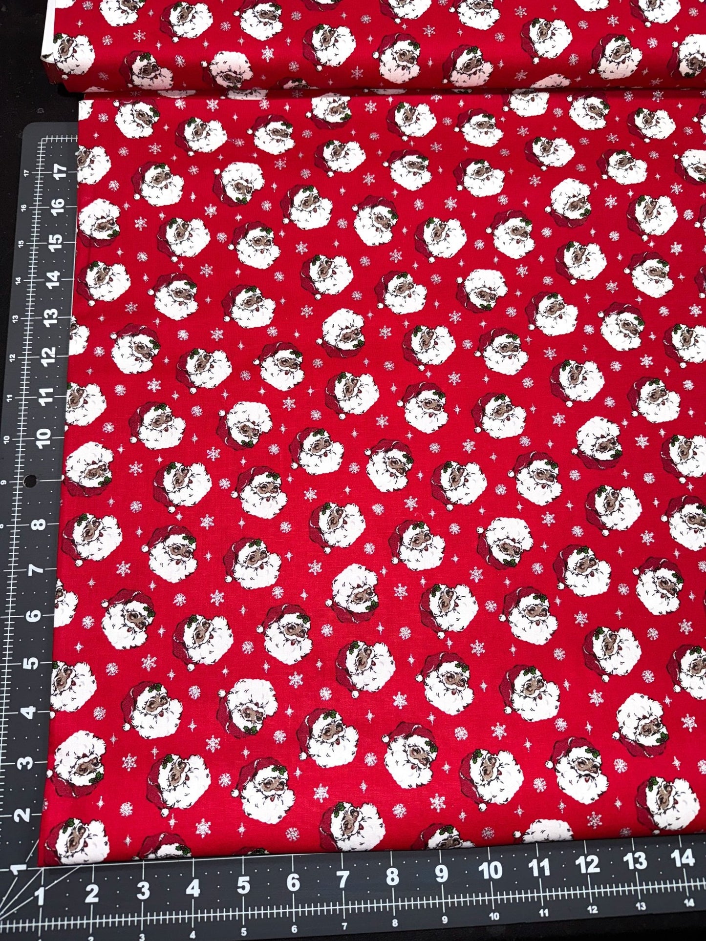 Snowflakes and Santa Claus fabric vintage Christmas cotton fabric - Mary Jo Fabrics